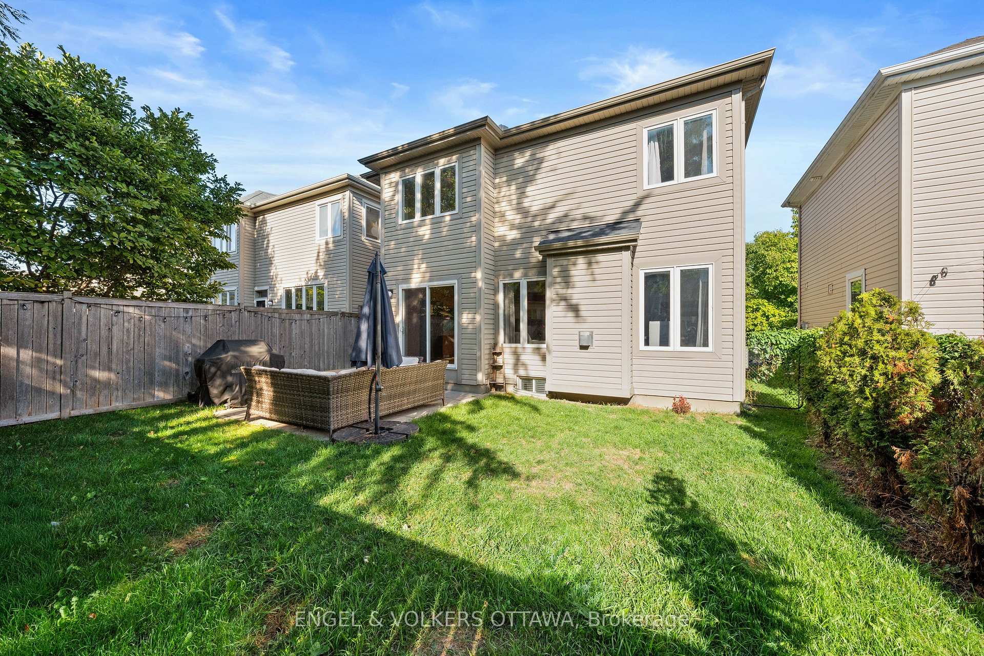 Photo 36 of 416 Vendevale Avenue, Ottawa, Stittsville (North) — HOMEH