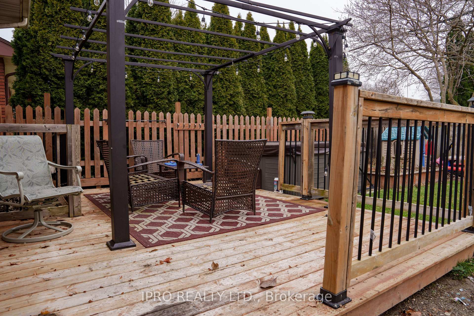 Photo 20 of 424 Bunting Road W, St. Catharines, Carlton/Bunting — HOMEH