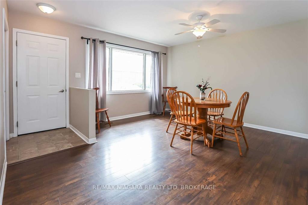 Photo 2 of 41 Meadowvale Drive, St. Catharines, Lakeport — HOMEH