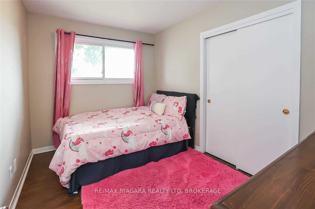 Photo 10 of 41 Meadowvale Drive, St. Catharines, Lakeport — HOMEH