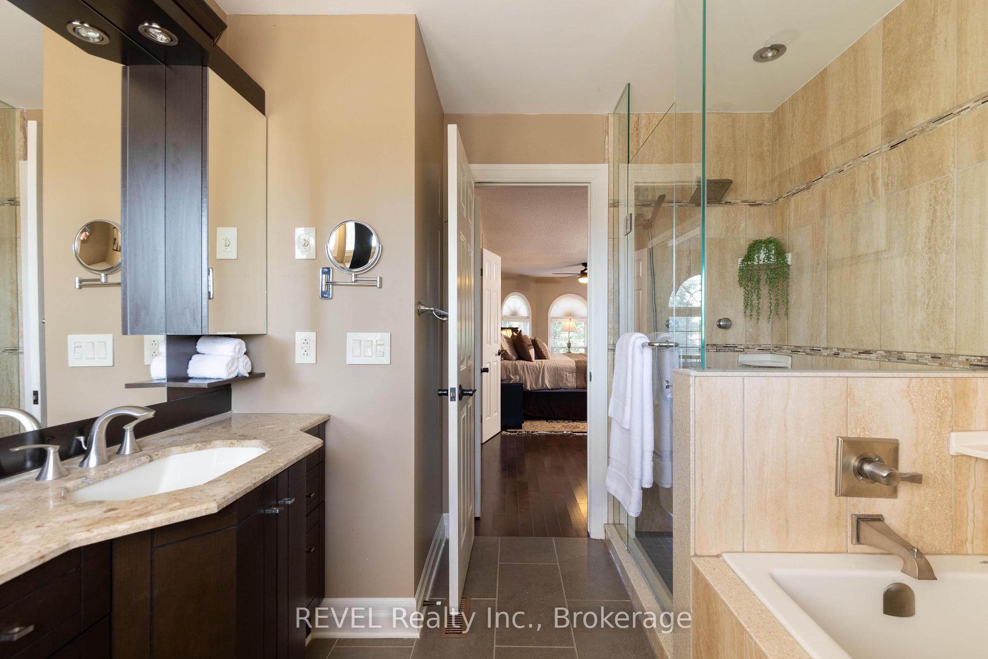 Photo 24 of 13 Chessington Street, St. Catharines, Grapeview — HOMEH