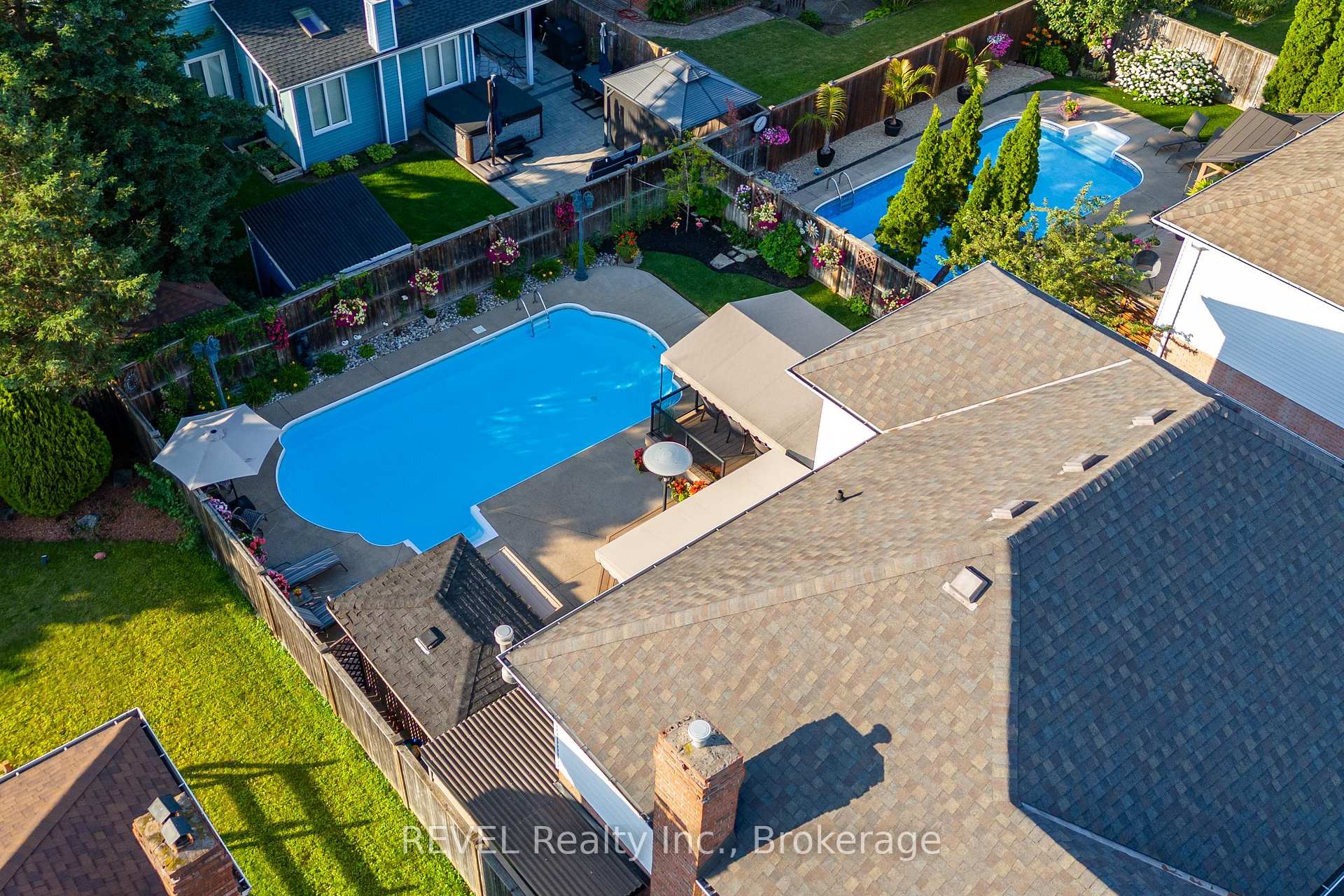 Photo 35 of 13 Chessington Street, St. Catharines, Grapeview — HOMEH