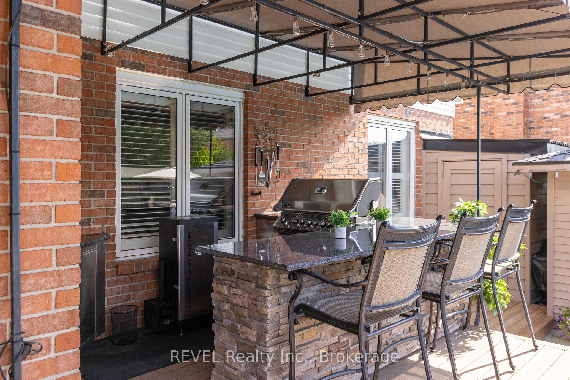 Photo 36 of 13 Chessington Street, St. Catharines, Grapeview — HOMEH