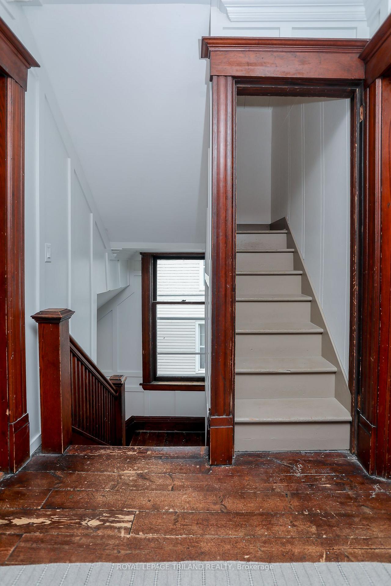 Photo 31 of 16 Maple Street, St. Thomas — HOMEH