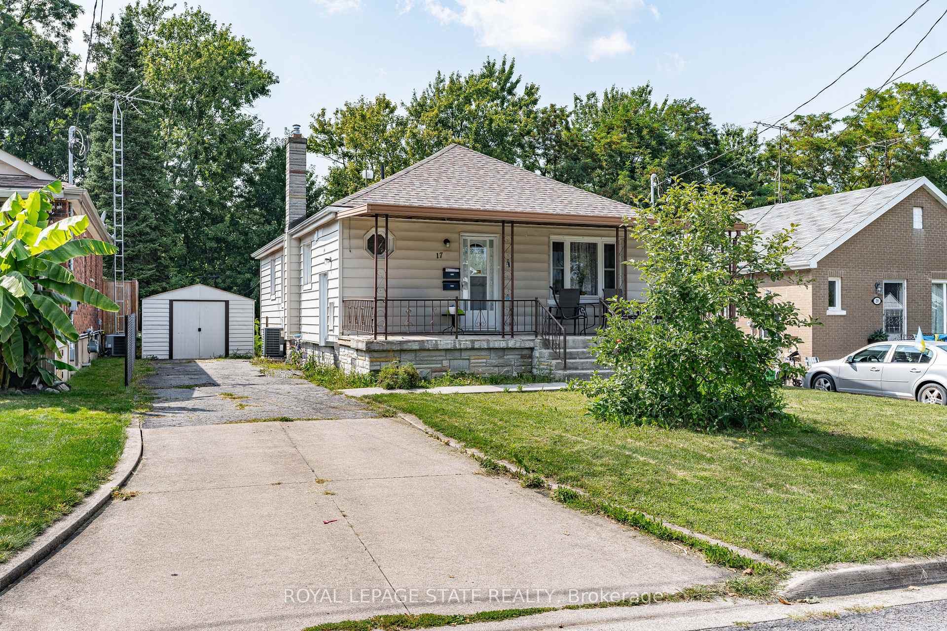 Photo 4 of 17 Prestwick Avenue, St. Catharines, Oakdale — HOMEH
