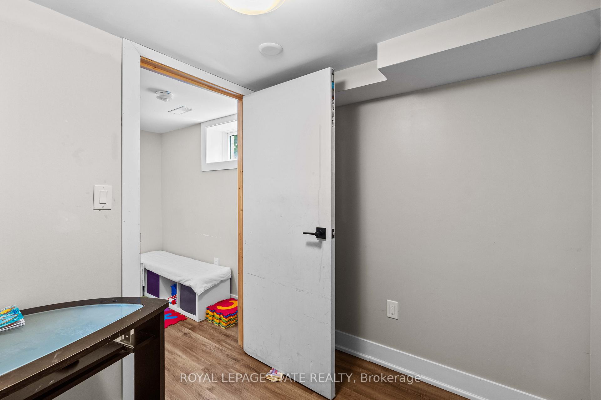 Photo 42 of 17 Prestwick Avenue, St. Catharines, Oakdale — HOMEH