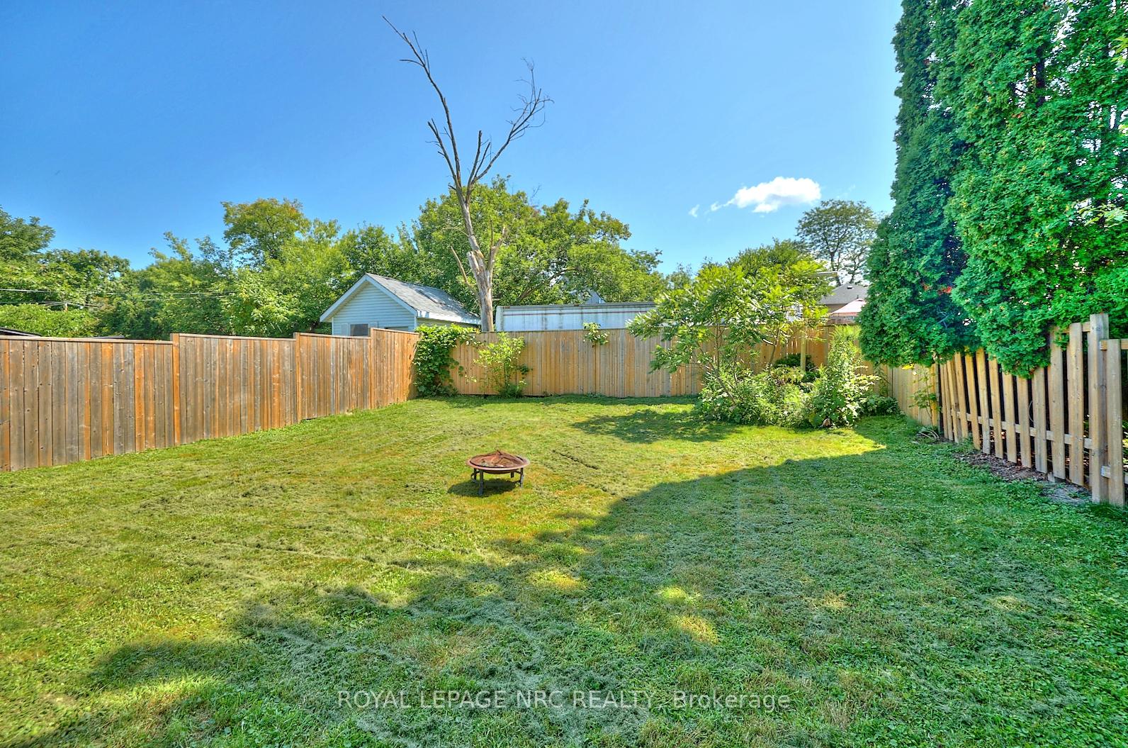 Photo 27 of 2 Fairburn Avenue, St. Catharines, Burleigh Hill — HOMEH