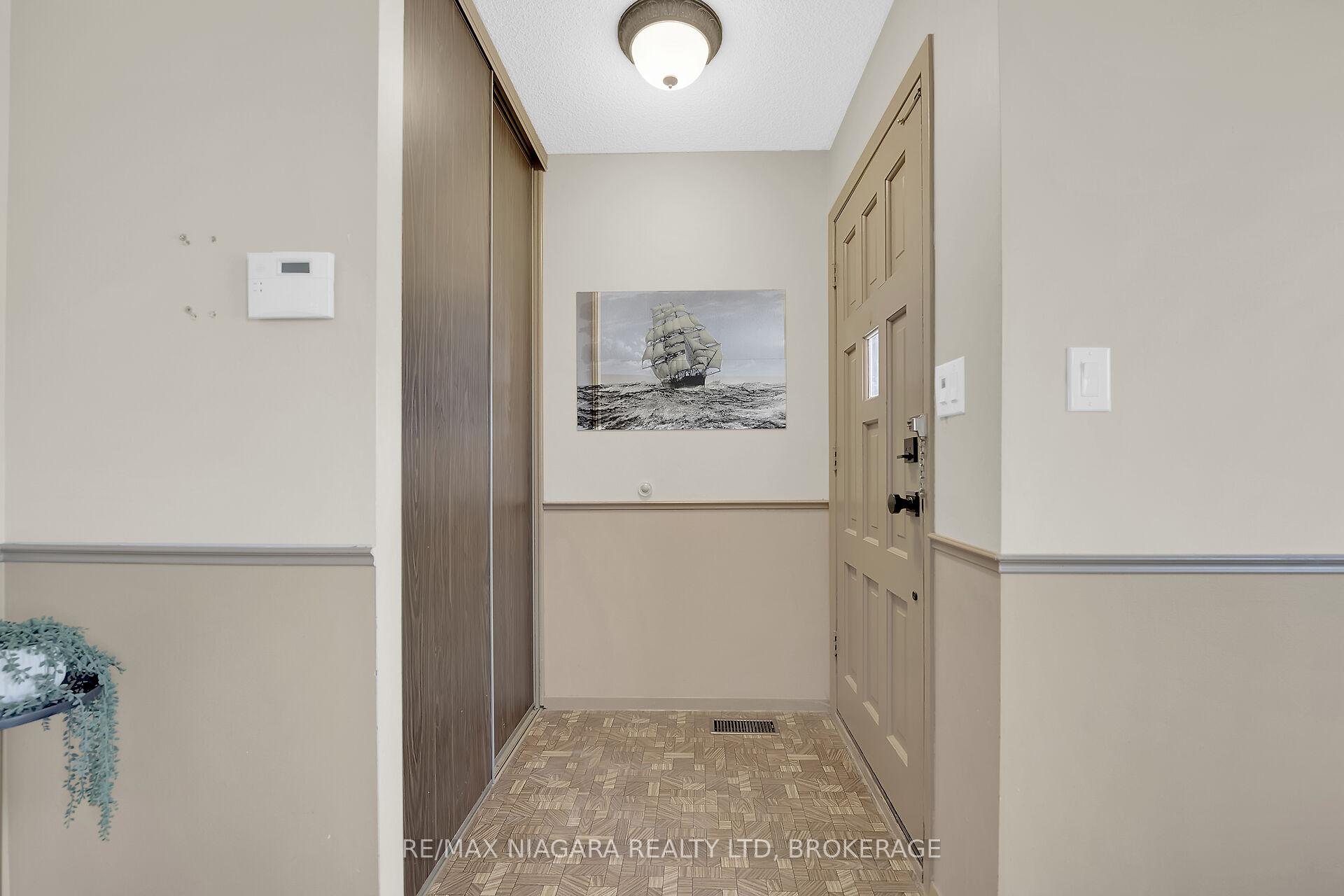 Photo 12 of 70 Loraine Drive, St. Catharines, Oakdale — HOMEH