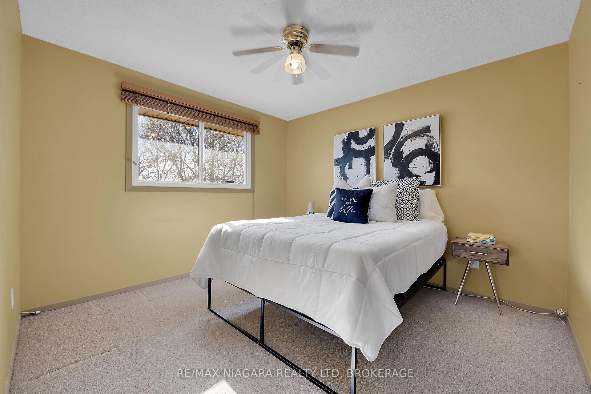 Photo 17 of 70 Loraine Drive, St. Catharines, Oakdale — HOMEH
