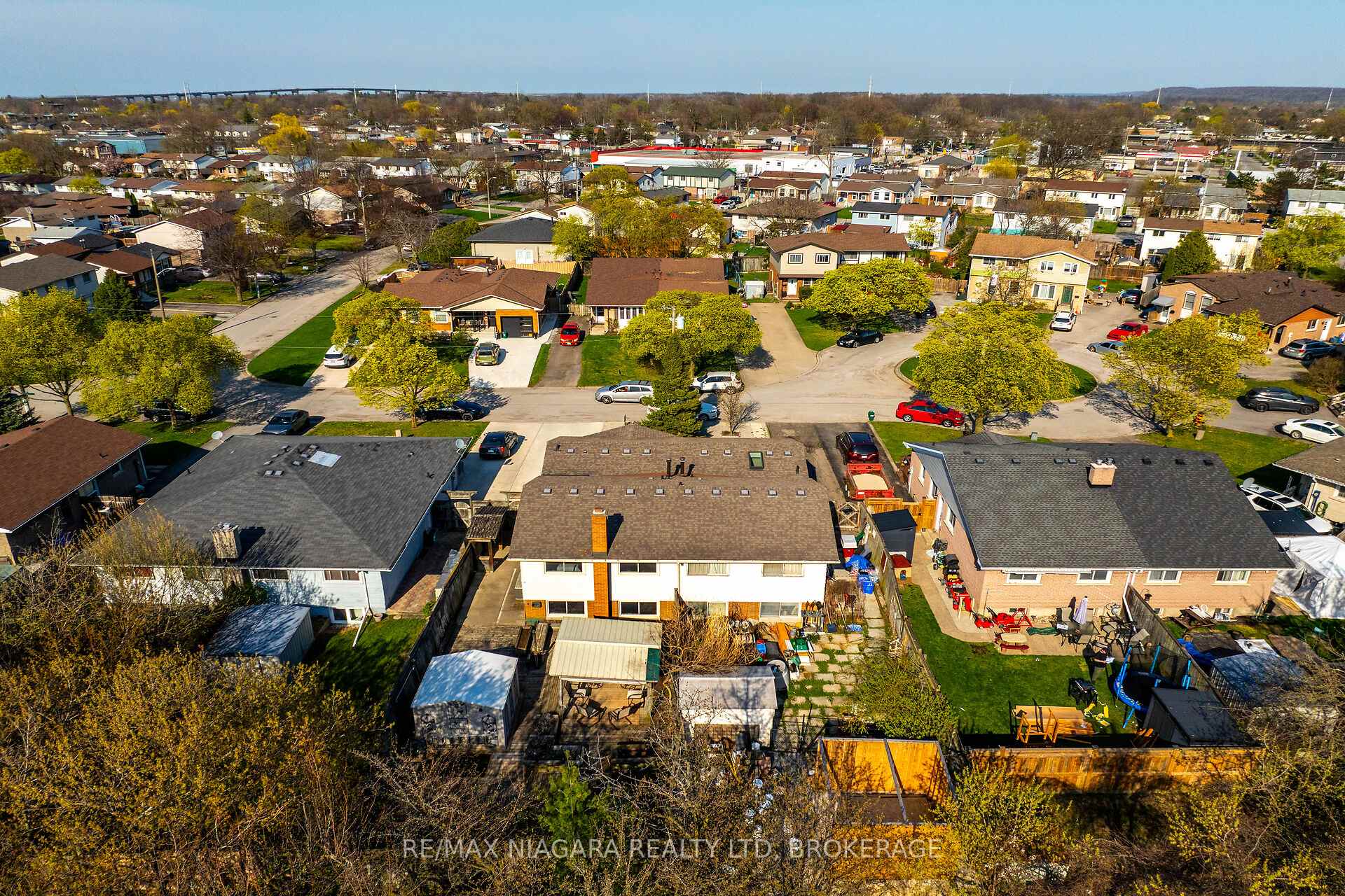 Photo 34 of 70 Loraine Drive, St. Catharines, Oakdale — HOMEH