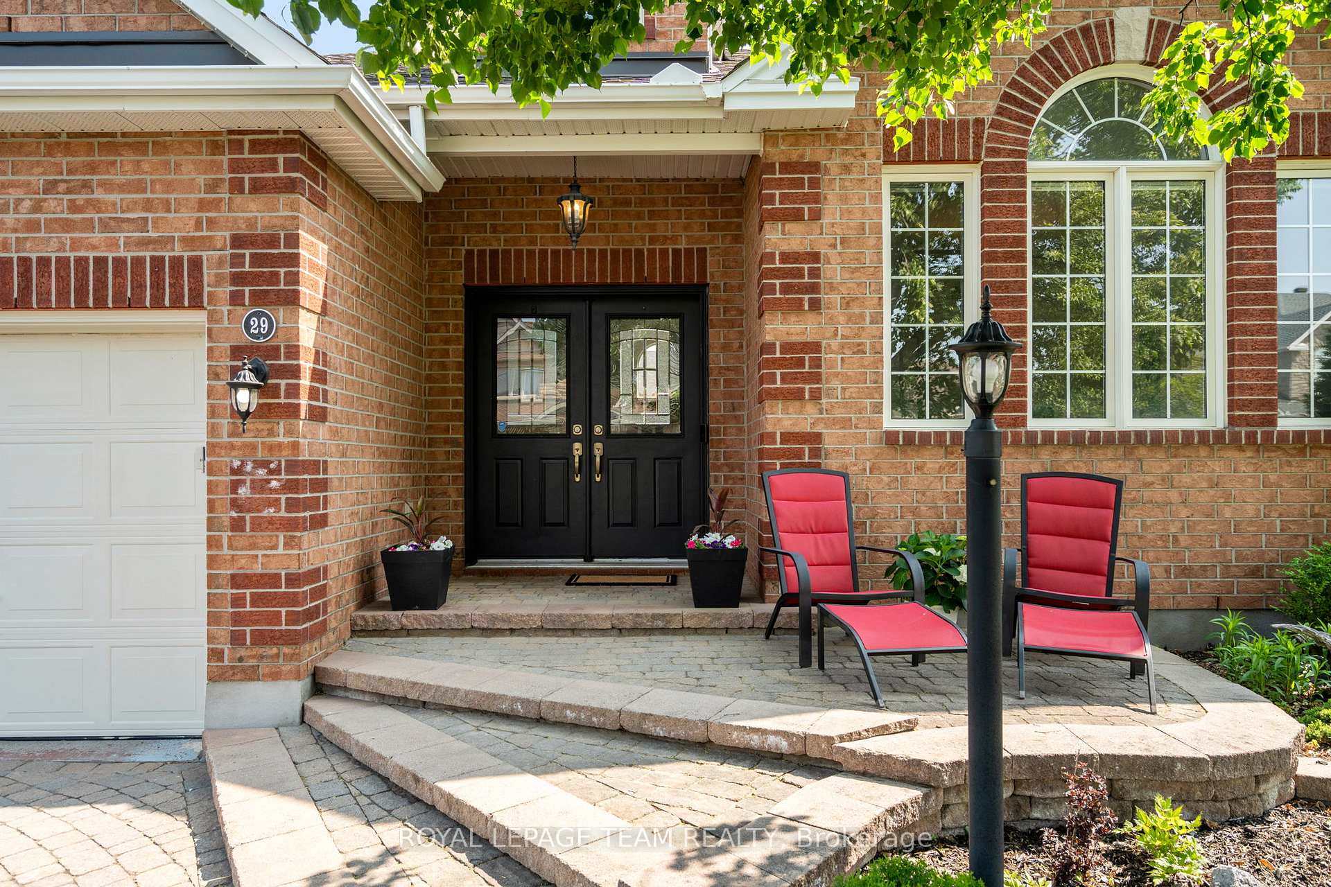 Photo 2 of 29 Shining Star Circle, Ottawa, Stittsville (South) — HOMEH