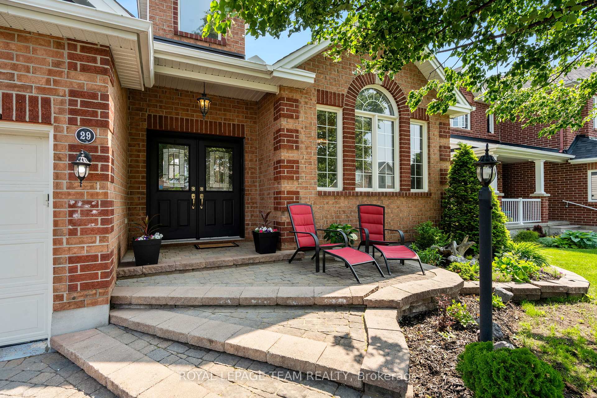 Photo 3 of 29 Shining Star Circle, Ottawa, Stittsville (South) — HOMEH