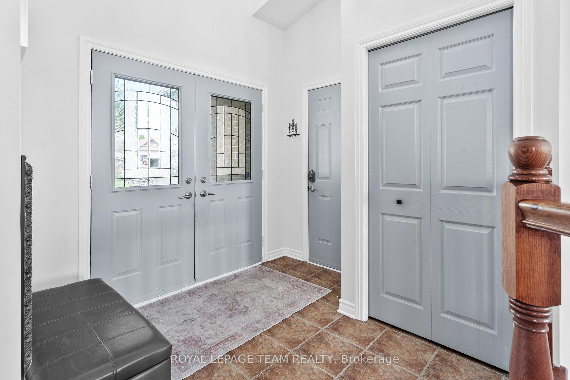 Photo 4 of 29 Shining Star Circle, Ottawa, Stittsville (South) — HOMEH