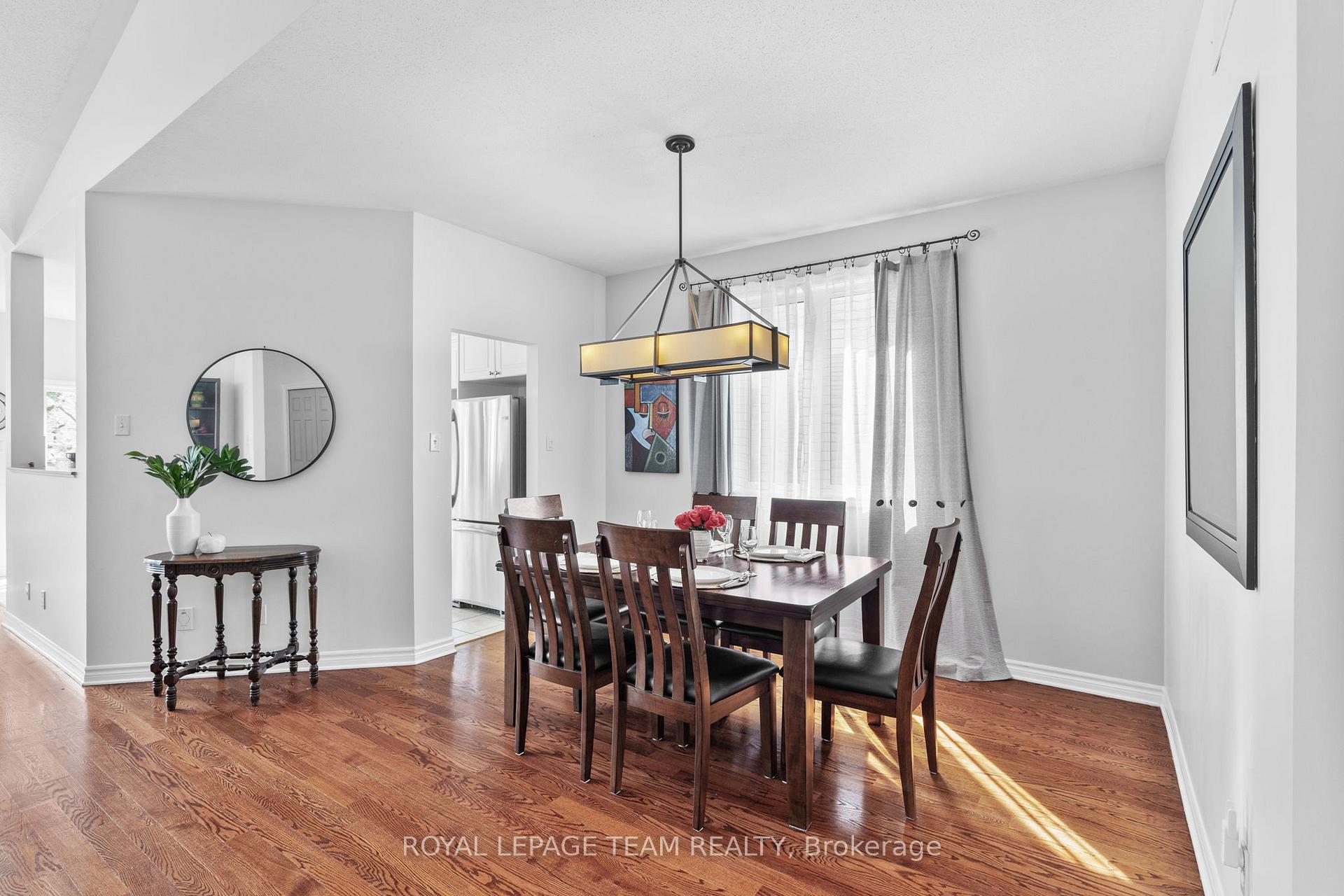 Photo 8 of 29 Shining Star Circle, Ottawa, Stittsville (South) — HOMEH