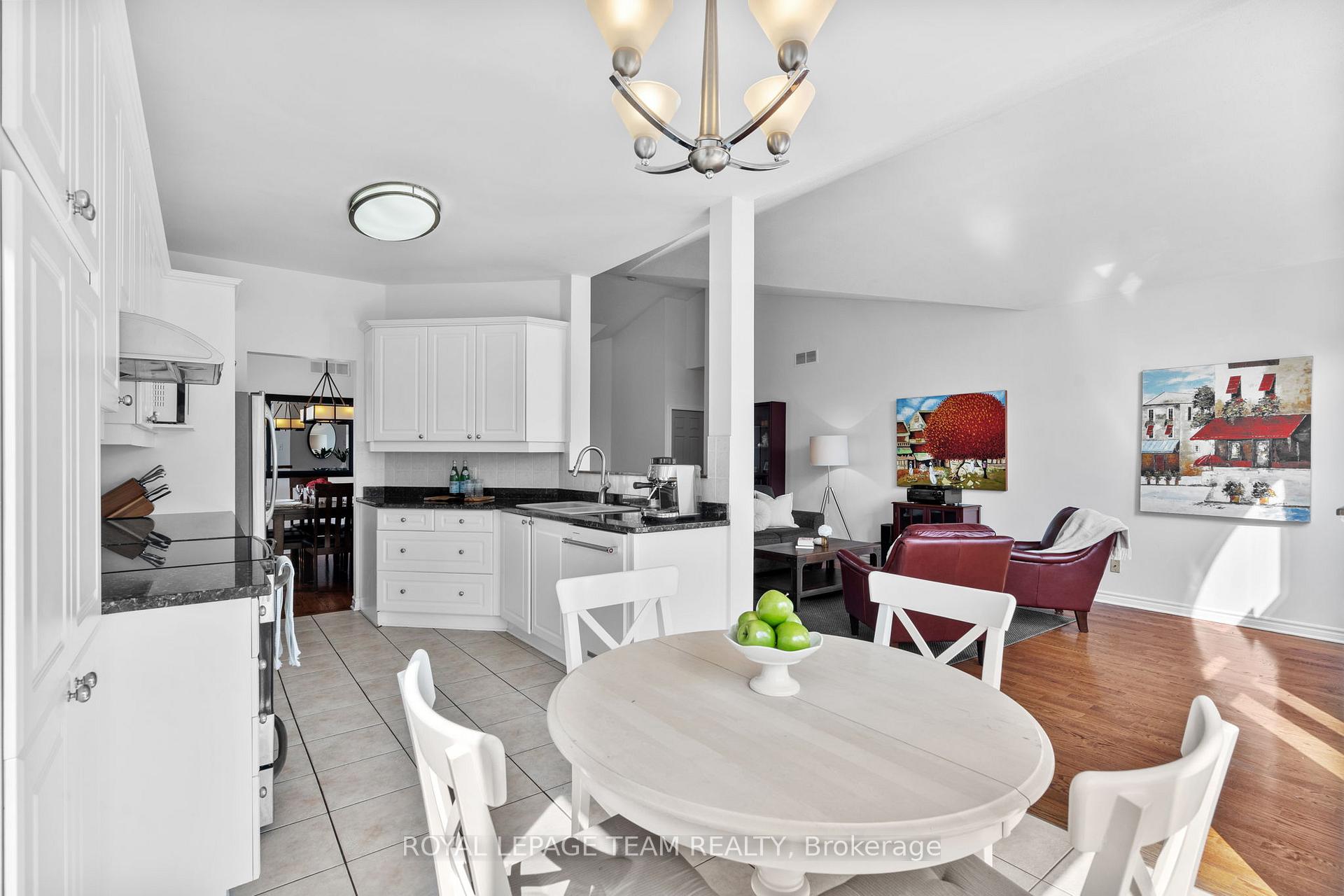 Photo 18 of 29 Shining Star Circle, Ottawa, Stittsville (South) — HOMEH
