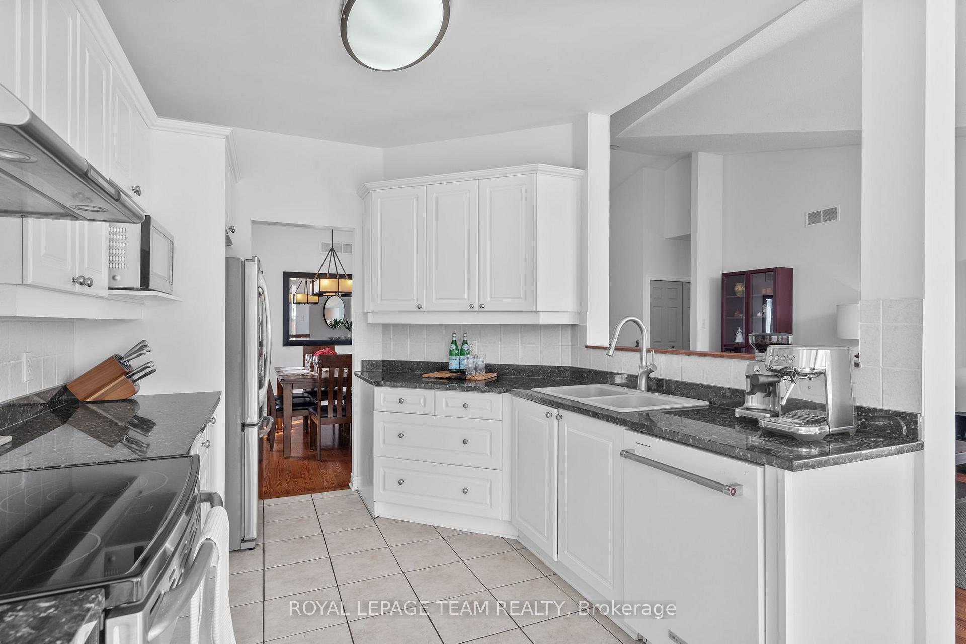 Photo 20 of 29 Shining Star Circle, Ottawa, Stittsville (South) — HOMEH