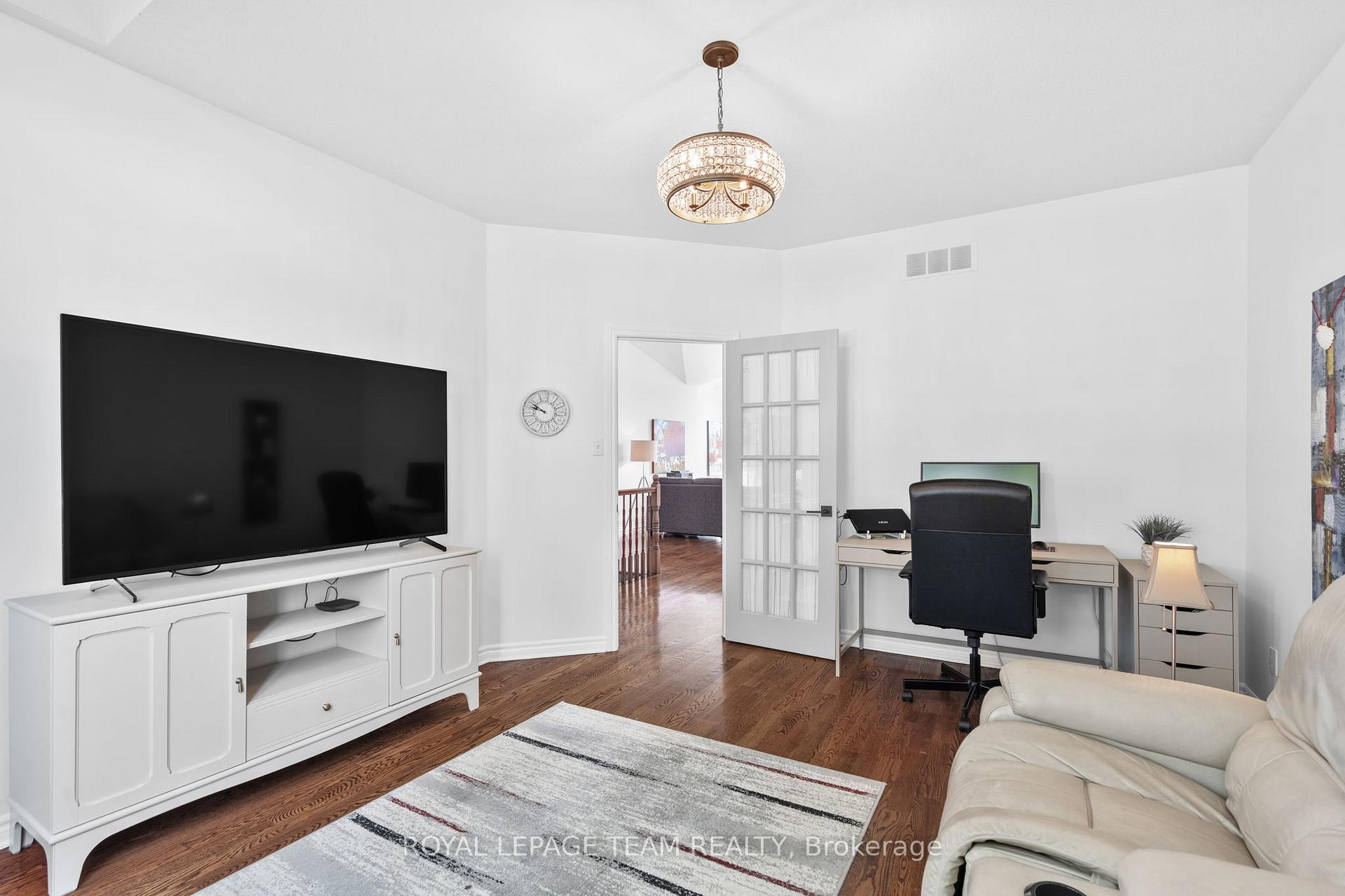Photo 25 of 29 Shining Star Circle, Ottawa, Stittsville (South) — HOMEH
