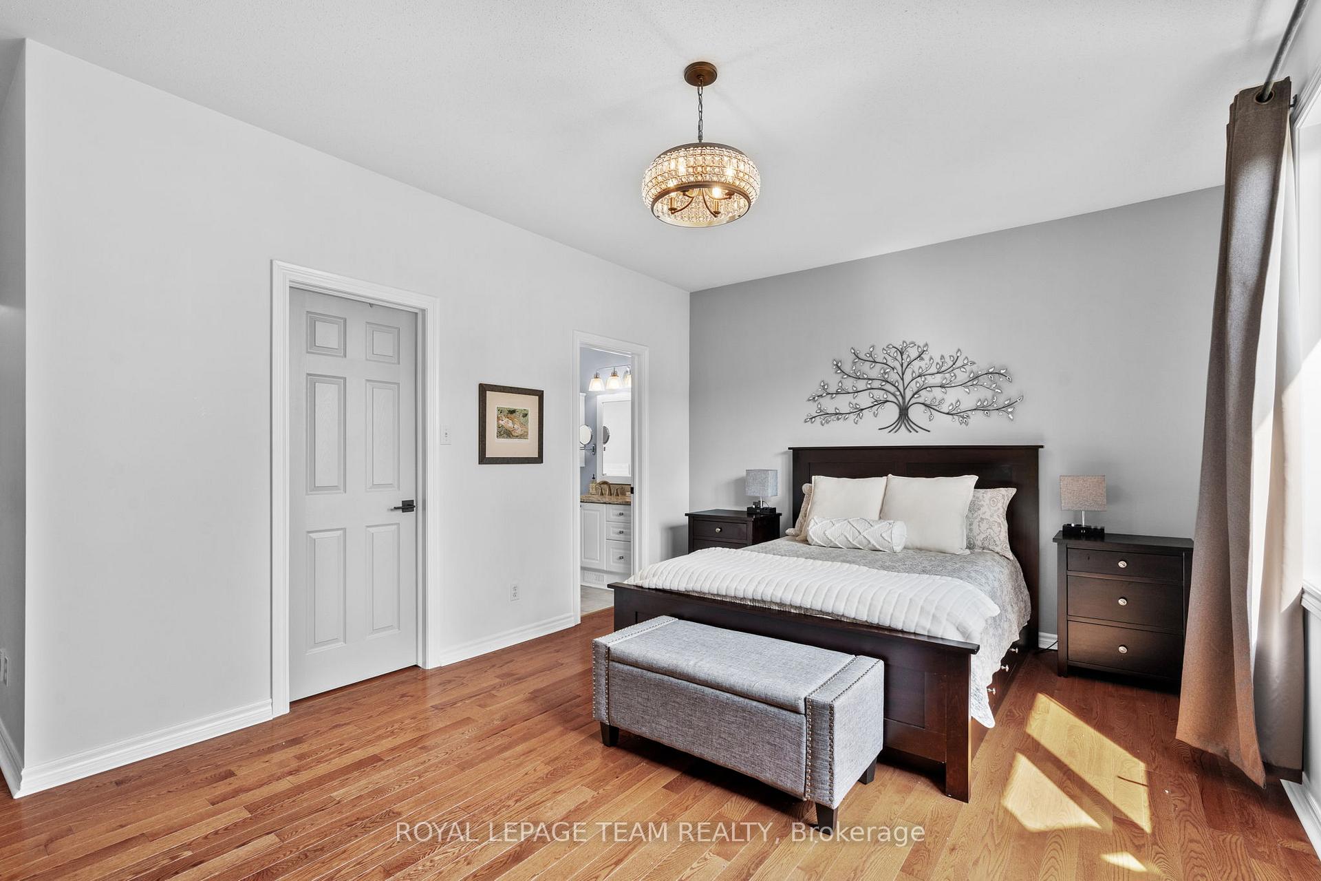 Photo 30 of 29 Shining Star Circle, Ottawa, Stittsville (South) — HOMEH