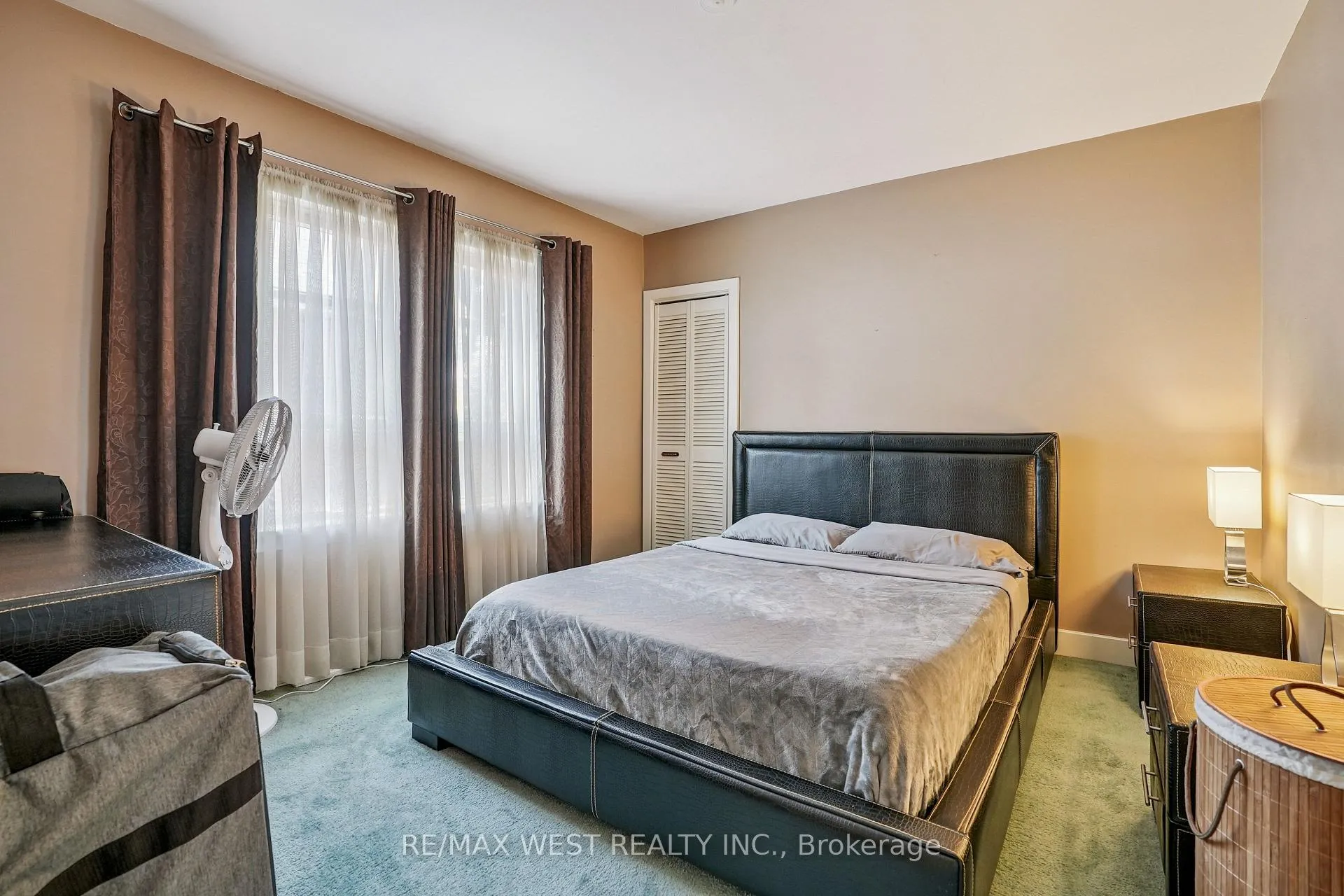 Photo 5 of 57 East 36th Street, Hamilton, Raleigh — HOMEH