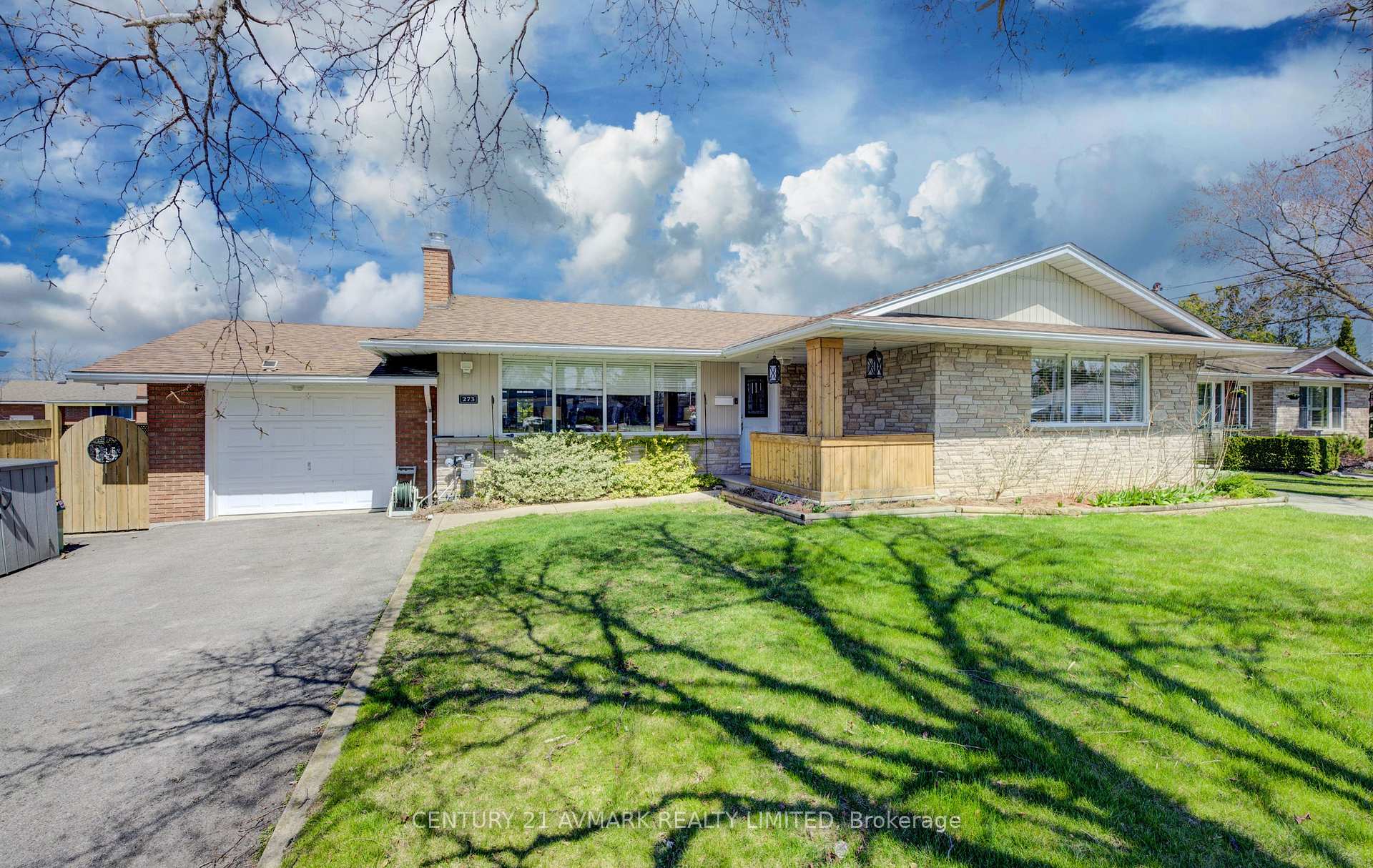 Photo 1 of 273 Lakeshore Road, St. Catharines, Lakeshore — HOMEH