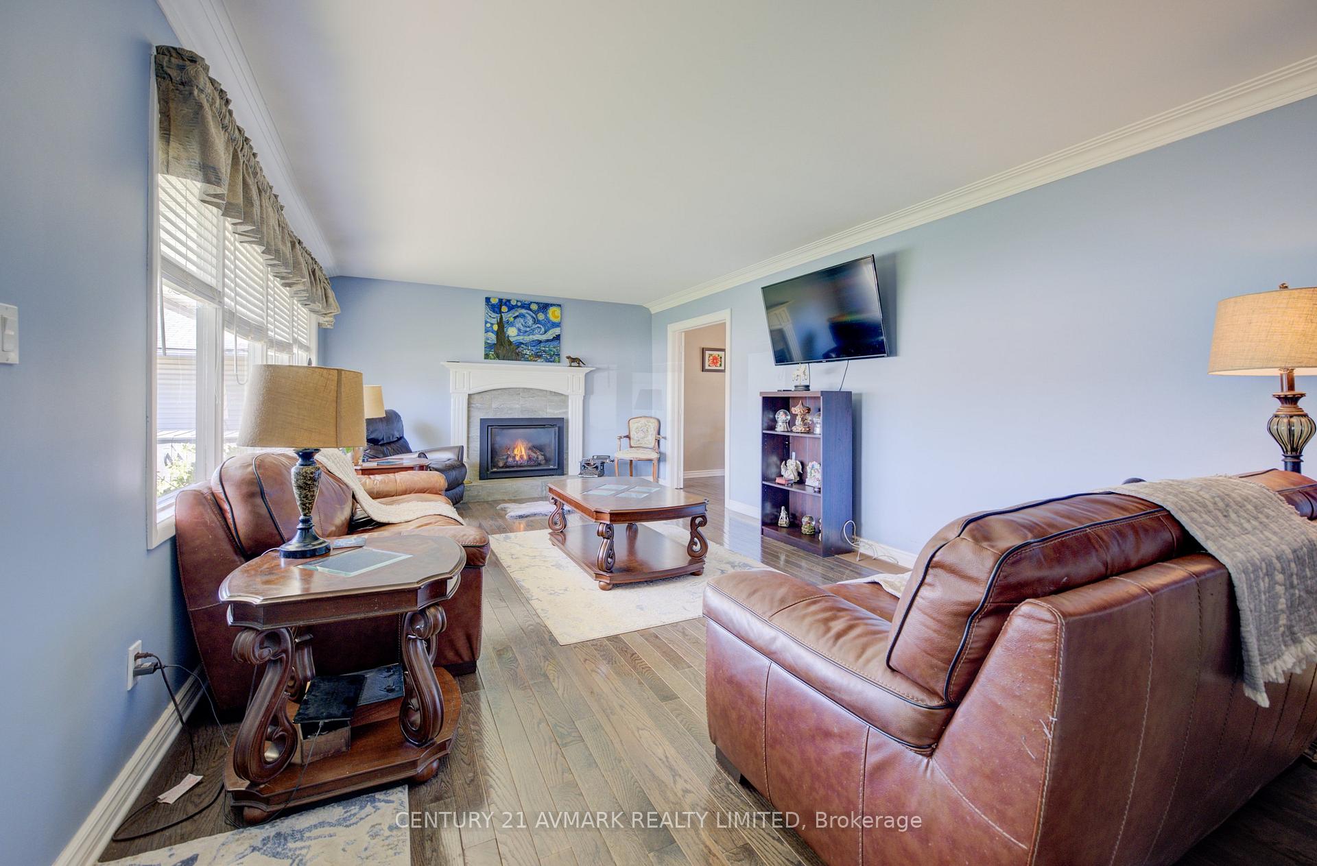 Photo 7 of 273 Lakeshore Road, St. Catharines, Lakeshore — HOMEH