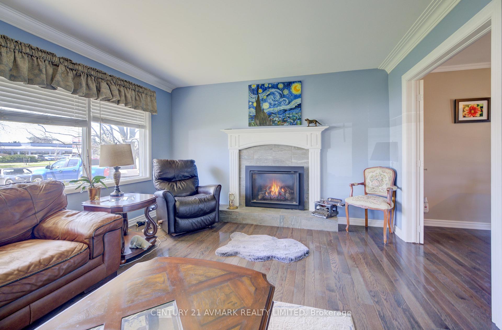 Photo 9 of 273 Lakeshore Road, St. Catharines, Lakeshore — HOMEH