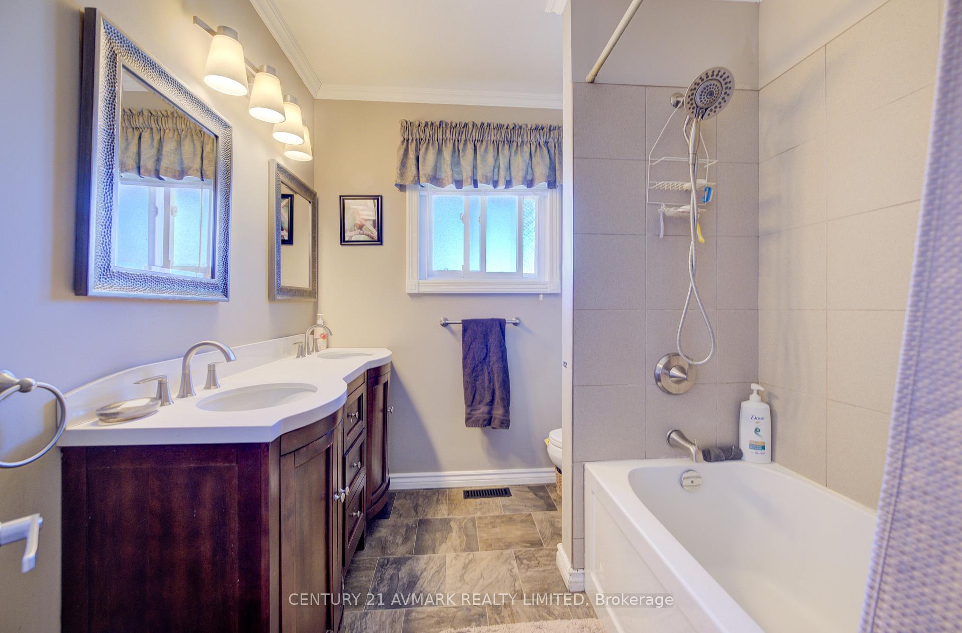 Photo 18 of 273 Lakeshore Road, St. Catharines, Lakeshore — HOMEH