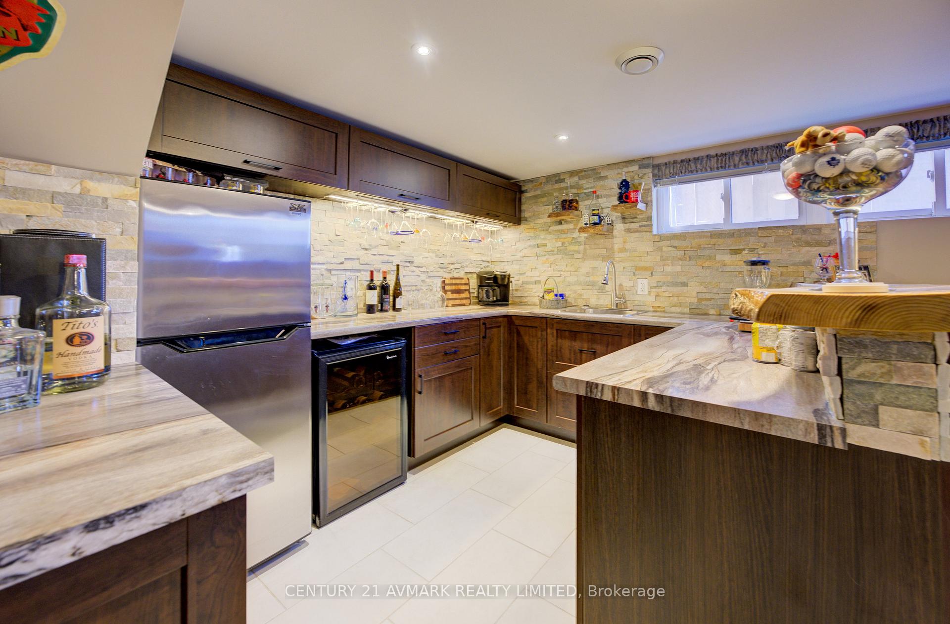 Photo 27 of 273 Lakeshore Road, St. Catharines, Lakeshore — HOMEH