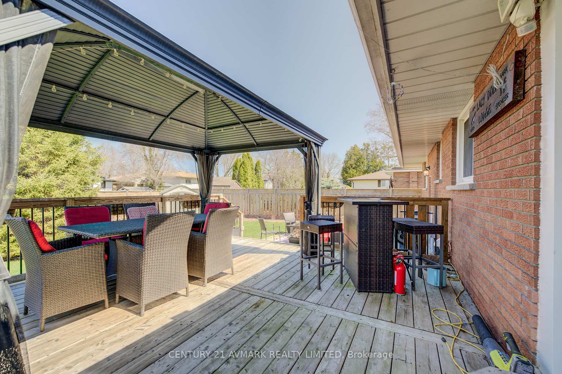Photo 37 of 273 Lakeshore Road, St. Catharines, Lakeshore — HOMEH