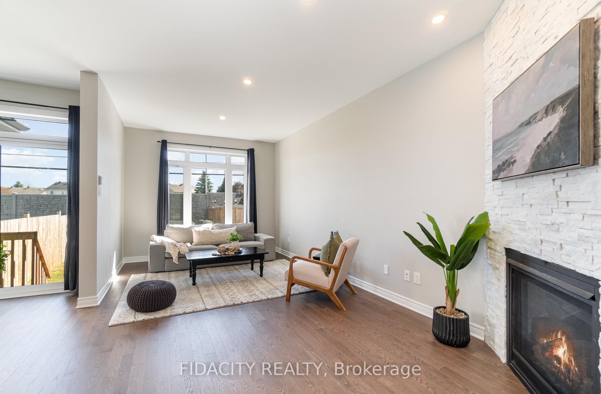 Photo 7 of 508 Bulat Court, Ottawa, Stittsville (North) — HOMEH