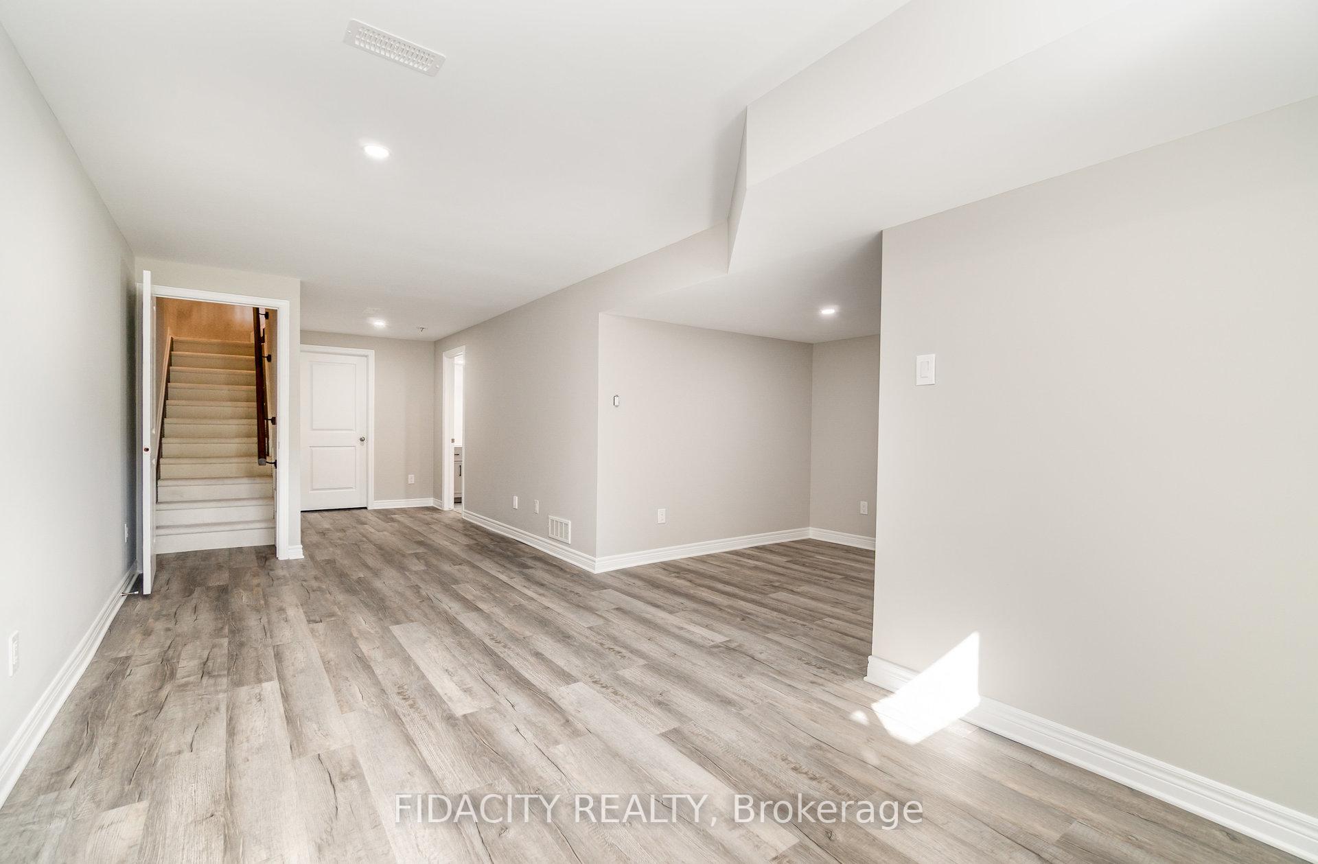 Photo 33 of 508 Bulat Court, Ottawa, Stittsville (North) — HOMEH