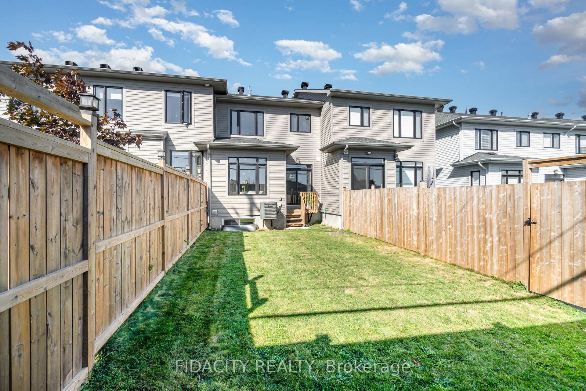 Photo 35 of 508 Bulat Court, Ottawa, Stittsville (North) — HOMEH