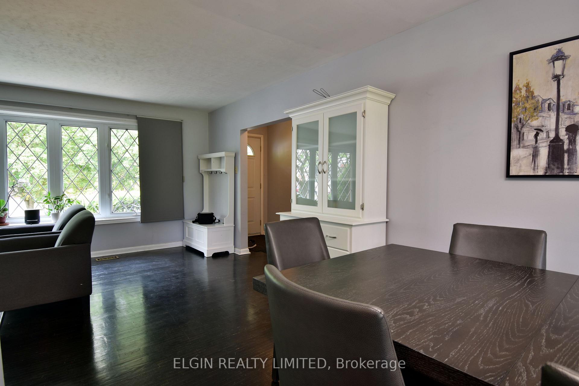 Photo 8 of 215 First Avenue, St. Thomas — HOMEH
