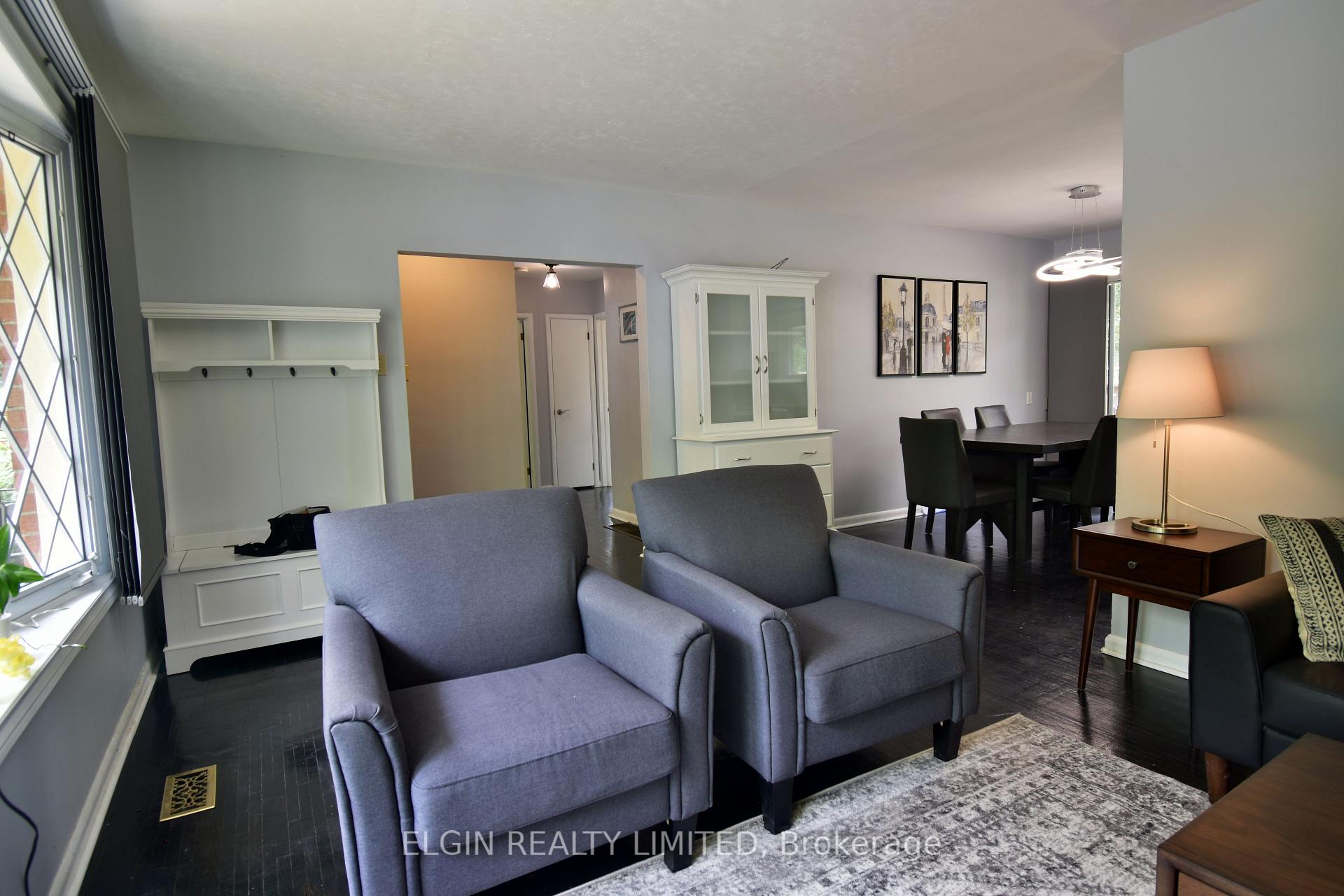 Photo 12 of 215 First Avenue, St. Thomas — HOMEH