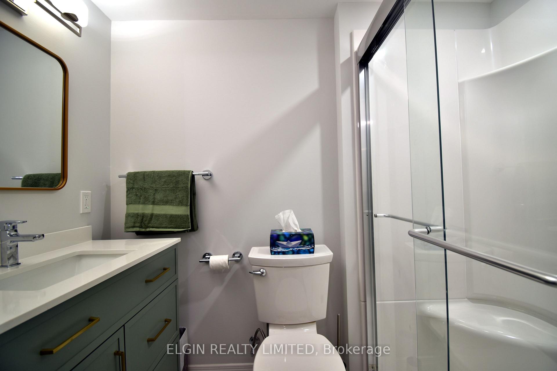 Photo 25 of 215 First Avenue, St. Thomas — HOMEH