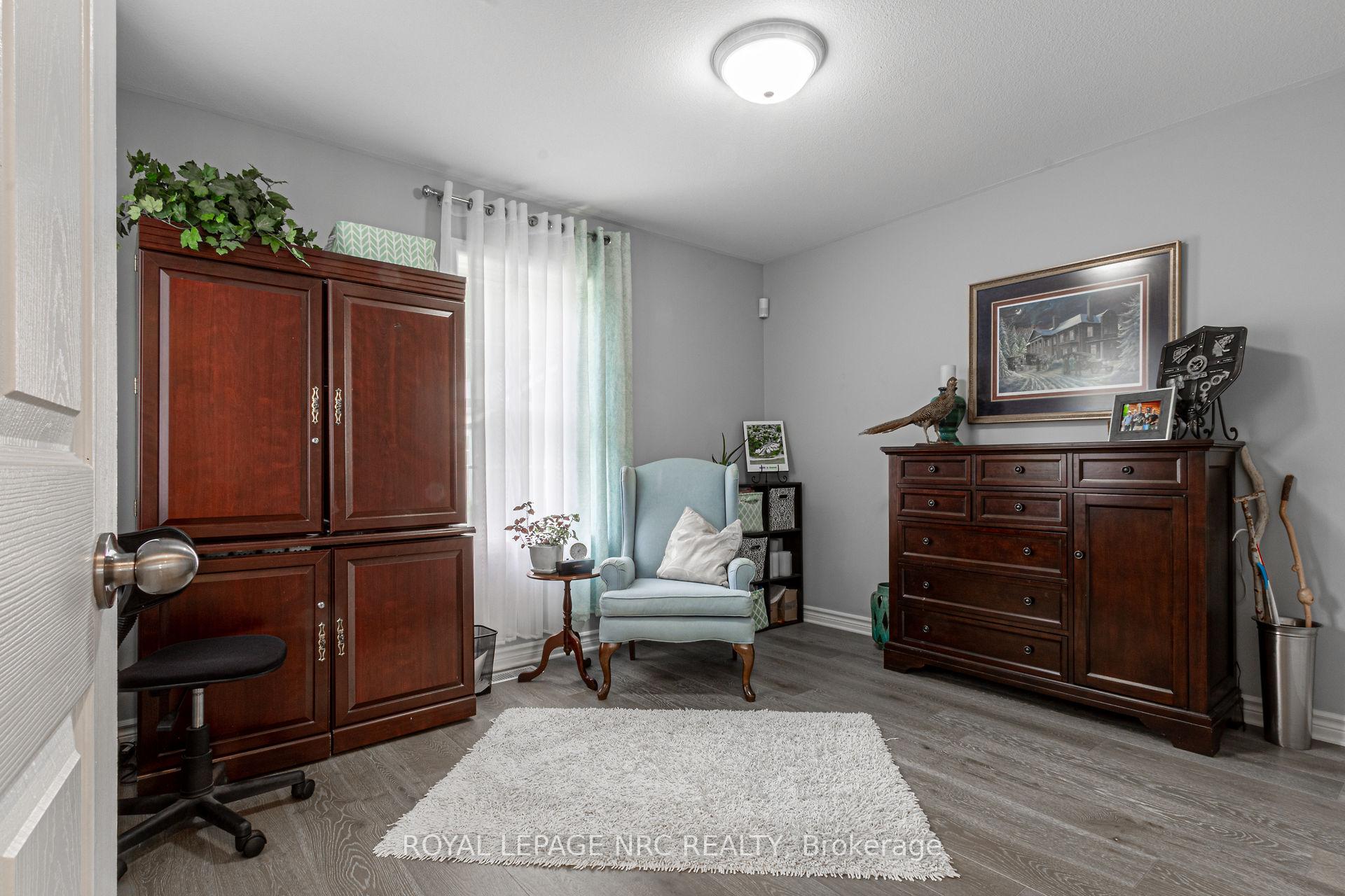 Photo 13 of 123 Arthur Street, St. Catharines, Lakeshore — HOMEH