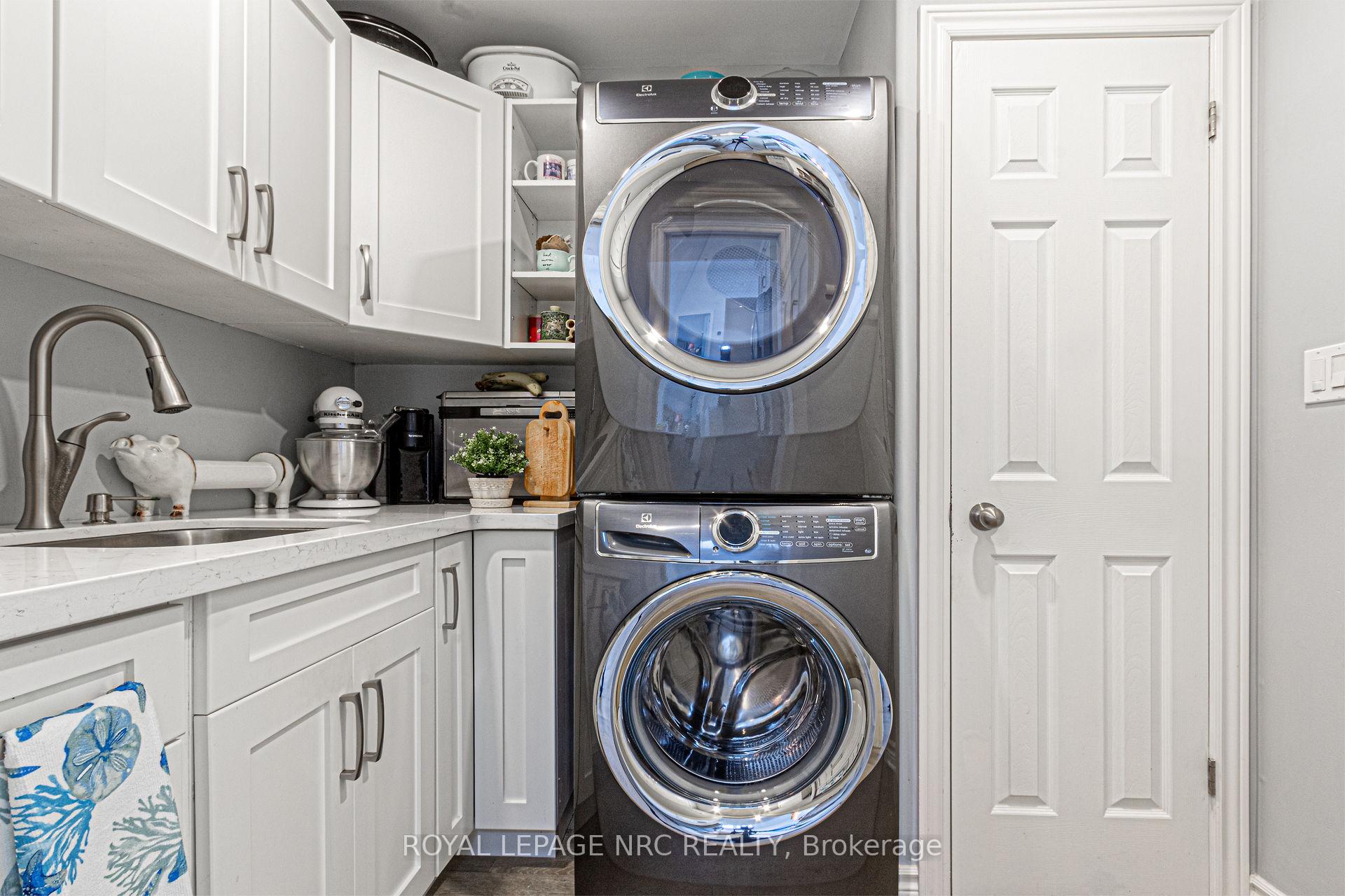 Photo 18 of 123 Arthur Street, St. Catharines, Lakeshore — HOMEH