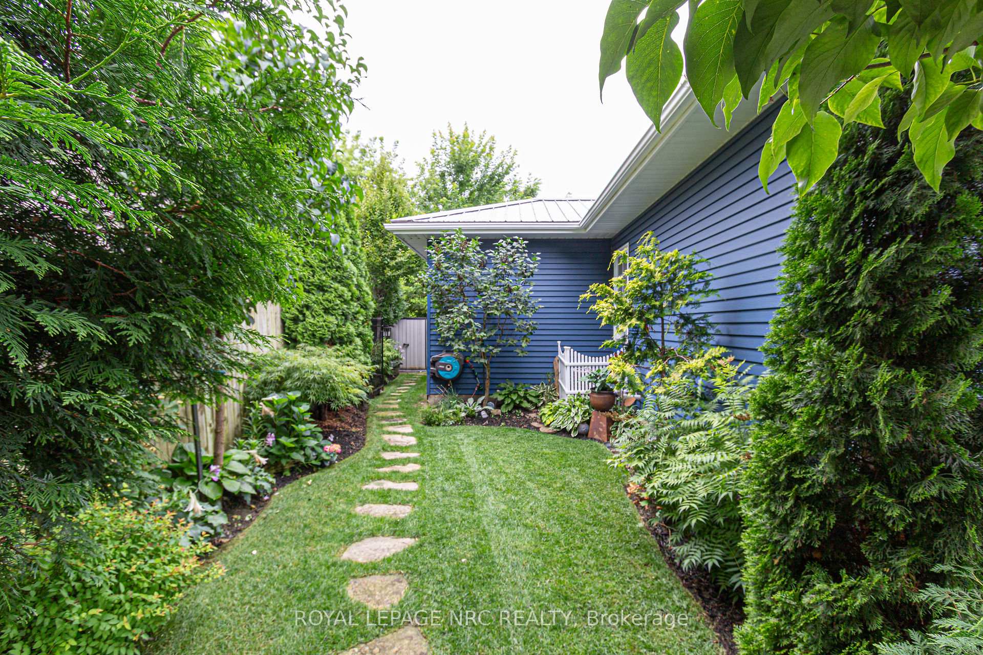 Photo 31 of 123 Arthur Street, St. Catharines, Lakeshore — HOMEH