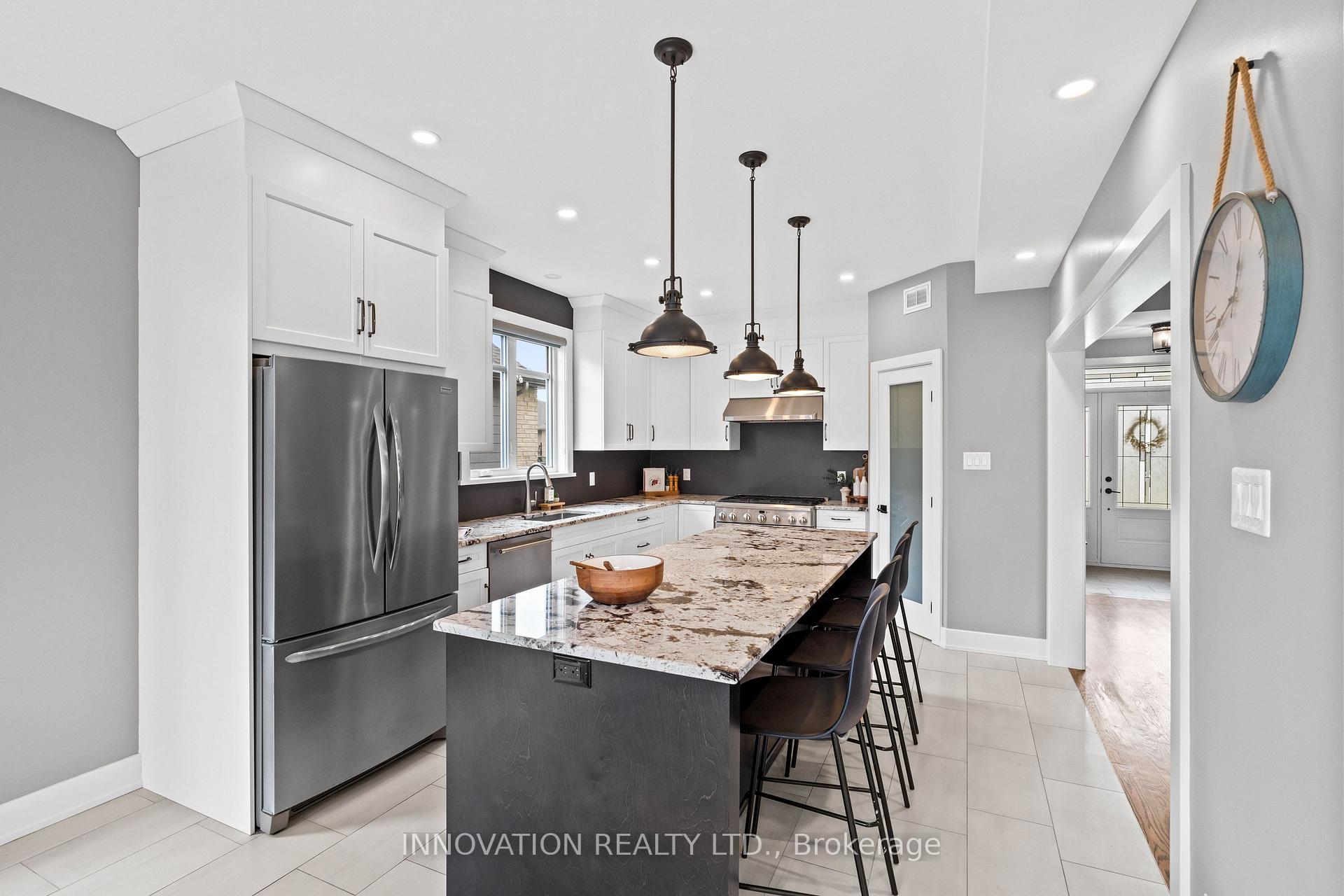 Photo 5 of 65 Bald Eagle Crescent, Ottawa, Richmond — HOMEH