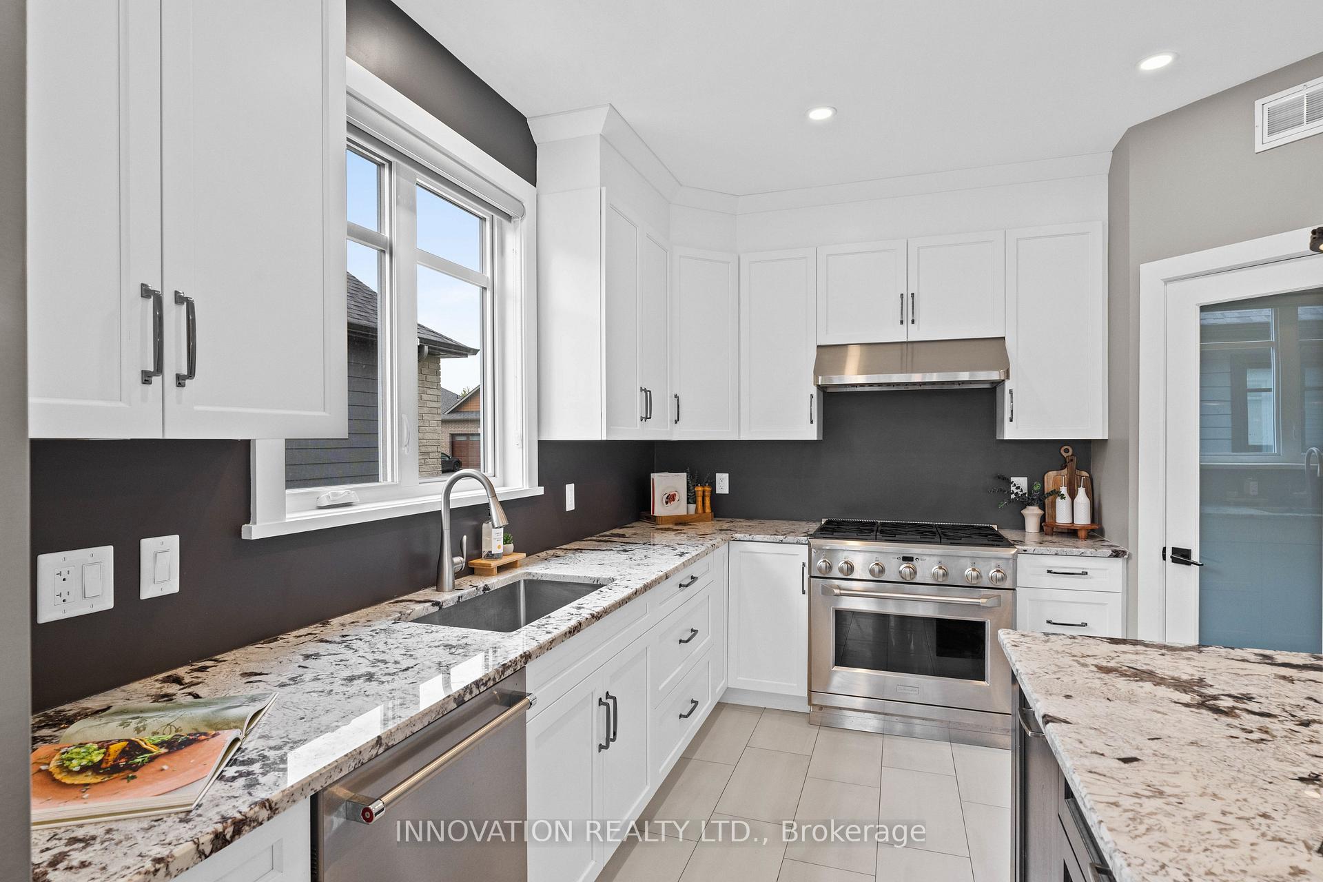 Photo 6 of 65 Bald Eagle Crescent, Ottawa, Richmond — HOMEH