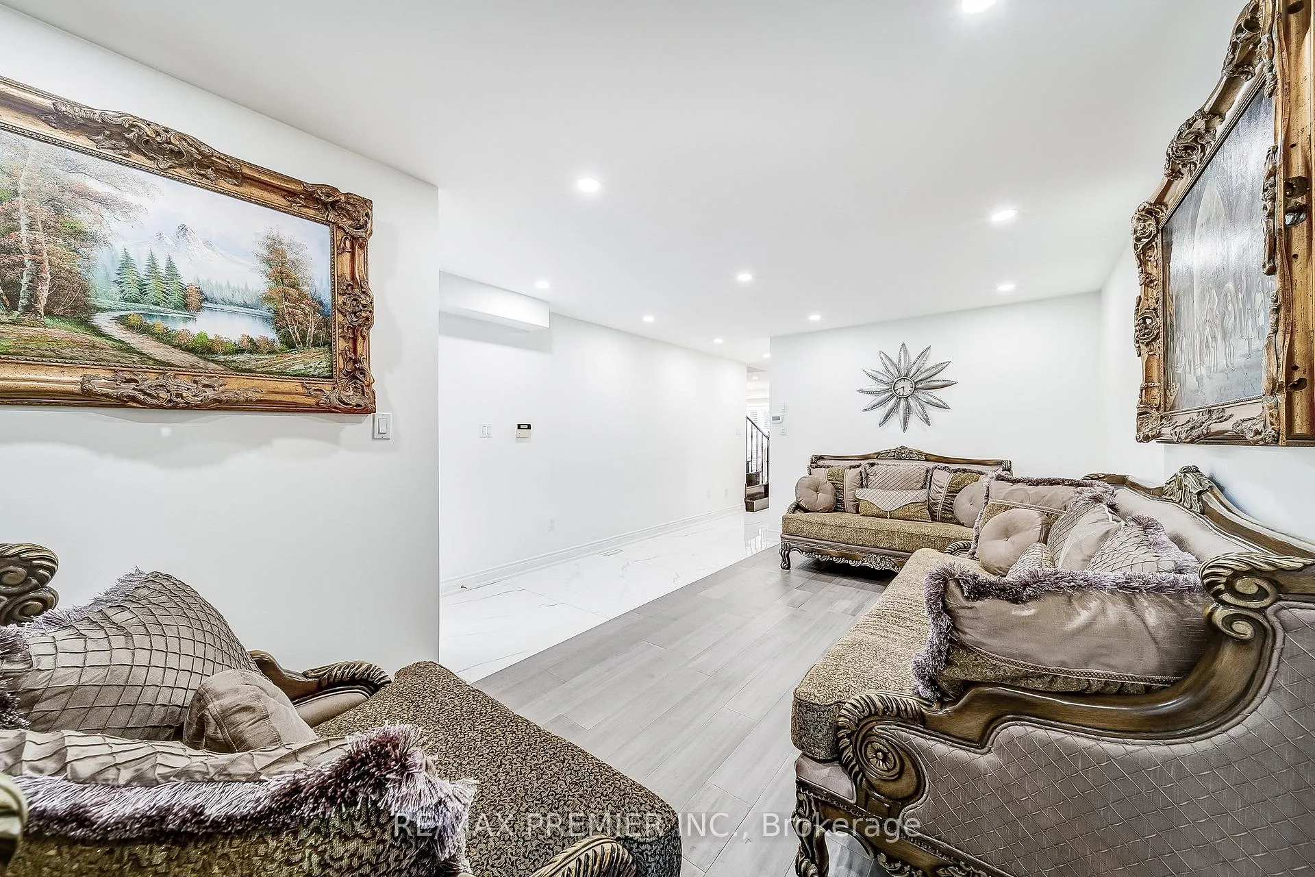 Photo 7 of 22 Canvasback Drive, Vaughan, Vellore Village — HOMEH