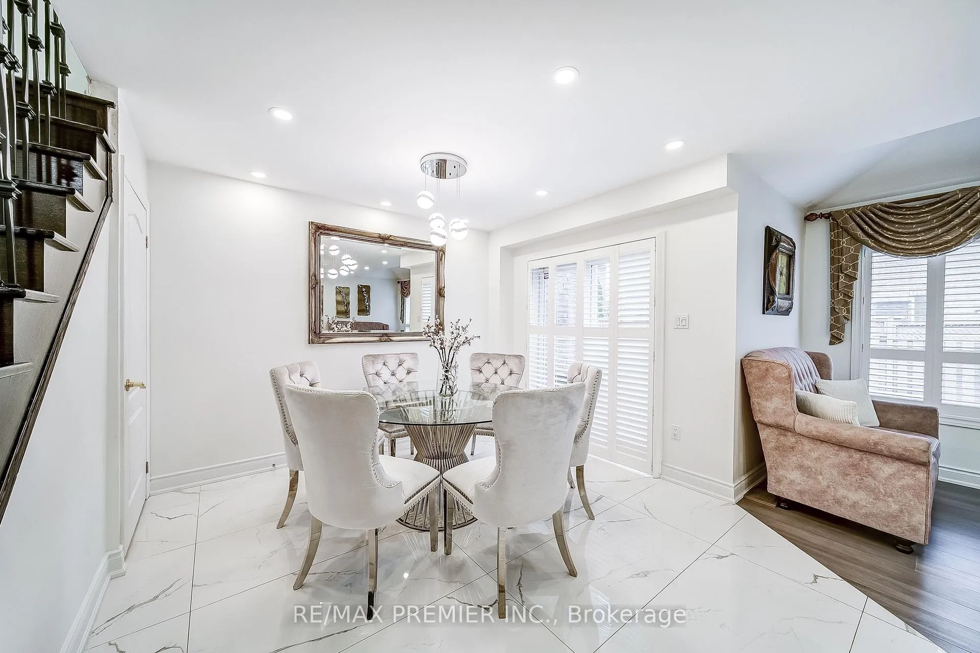 Photo 17 of 22 Canvasback Drive, Vaughan, Vellore Village — HOMEH