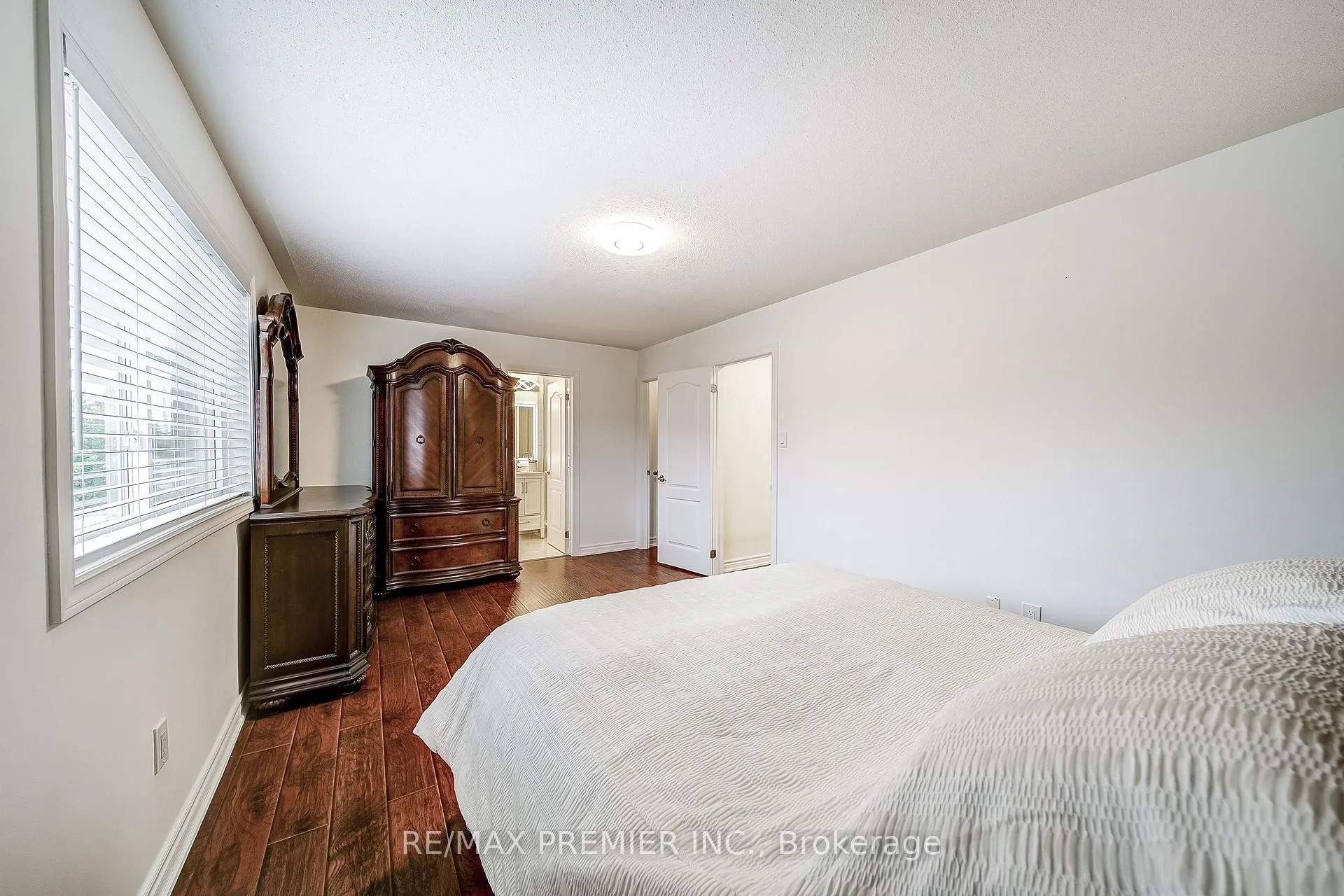 Photo 24 of 22 Canvasback Drive, Vaughan, Vellore Village — HOMEH