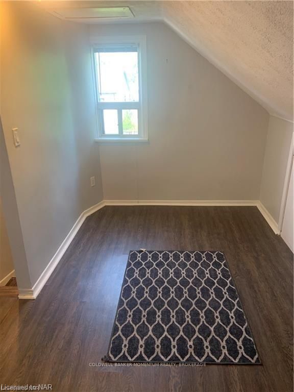 Photo 22 of 3 Ivy Avenue, St. Catharines, Secord Woods — HOMEH