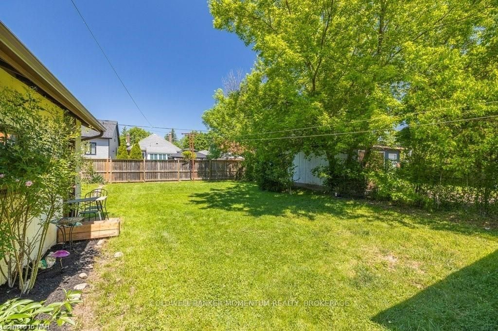 Photo 34 of 3 Ivy Avenue, St. Catharines, Secord Woods — HOMEH