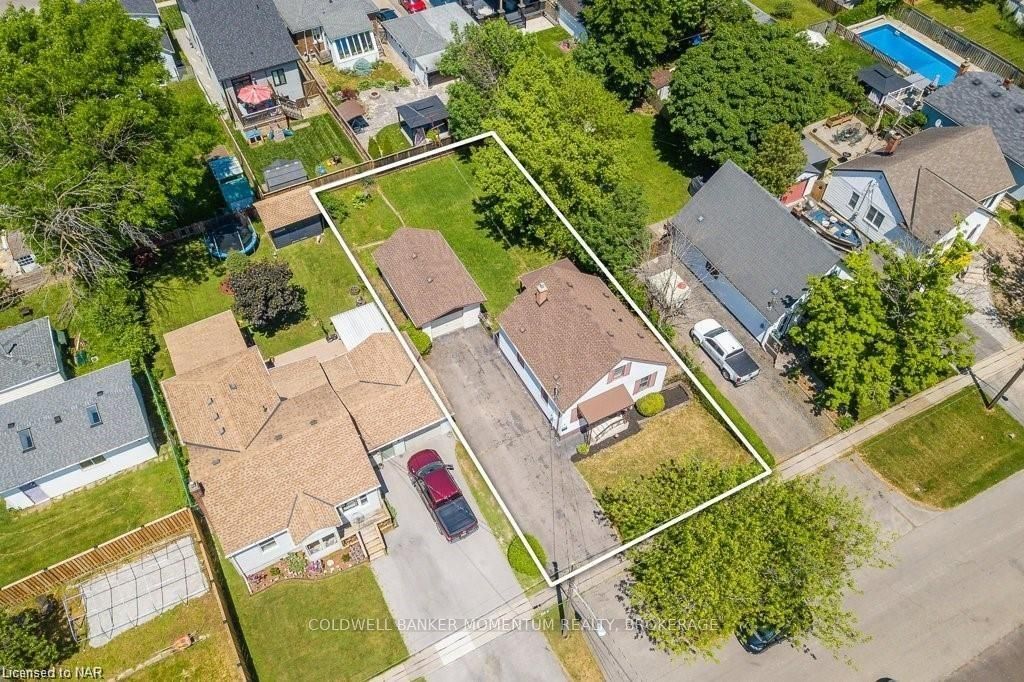 Photo 42 of 3 Ivy Avenue, St. Catharines, Secord Woods — HOMEH