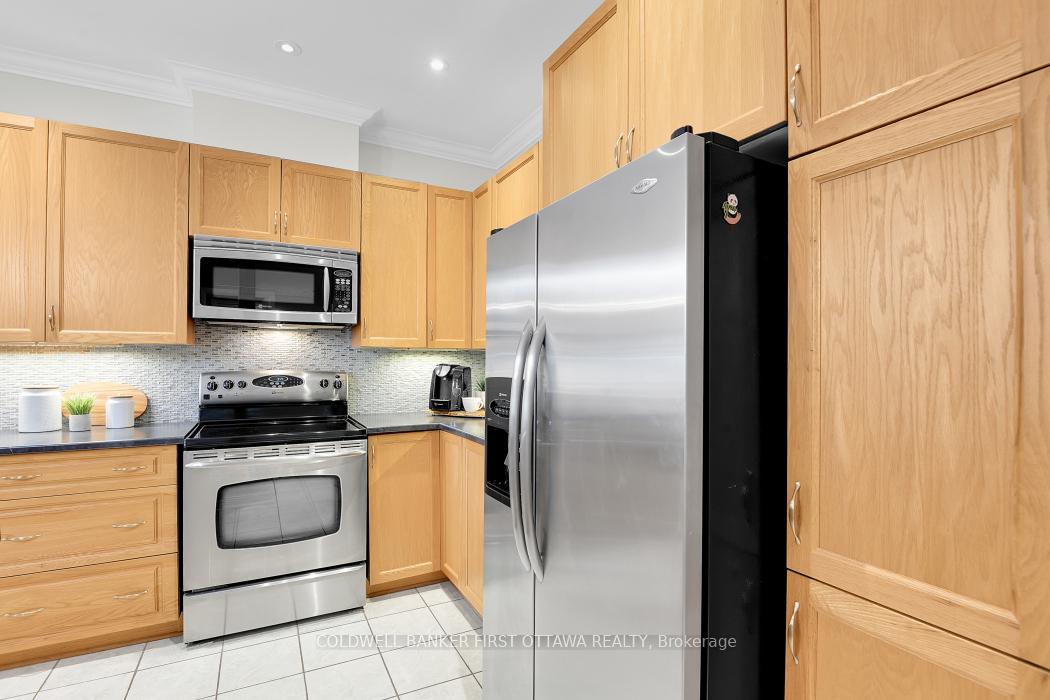 Photo 15 of 39 Sable Run Drive, Ottawa, Stittsville (Central) — HOMEH