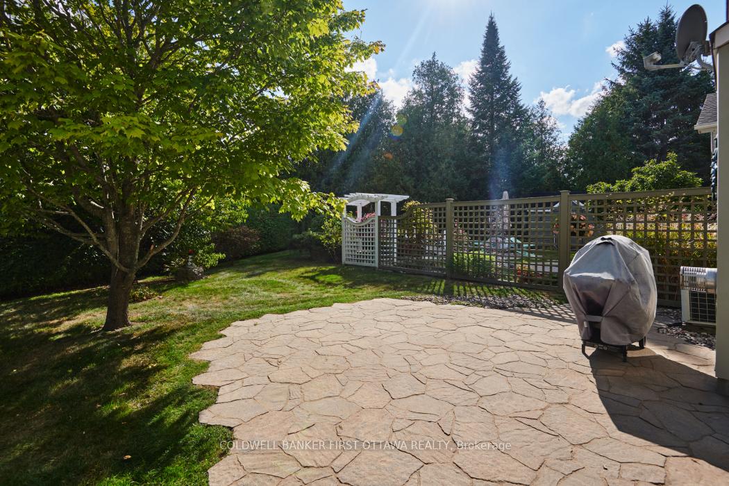 Photo 33 of 39 Sable Run Drive, Ottawa, Stittsville (Central) — HOMEH