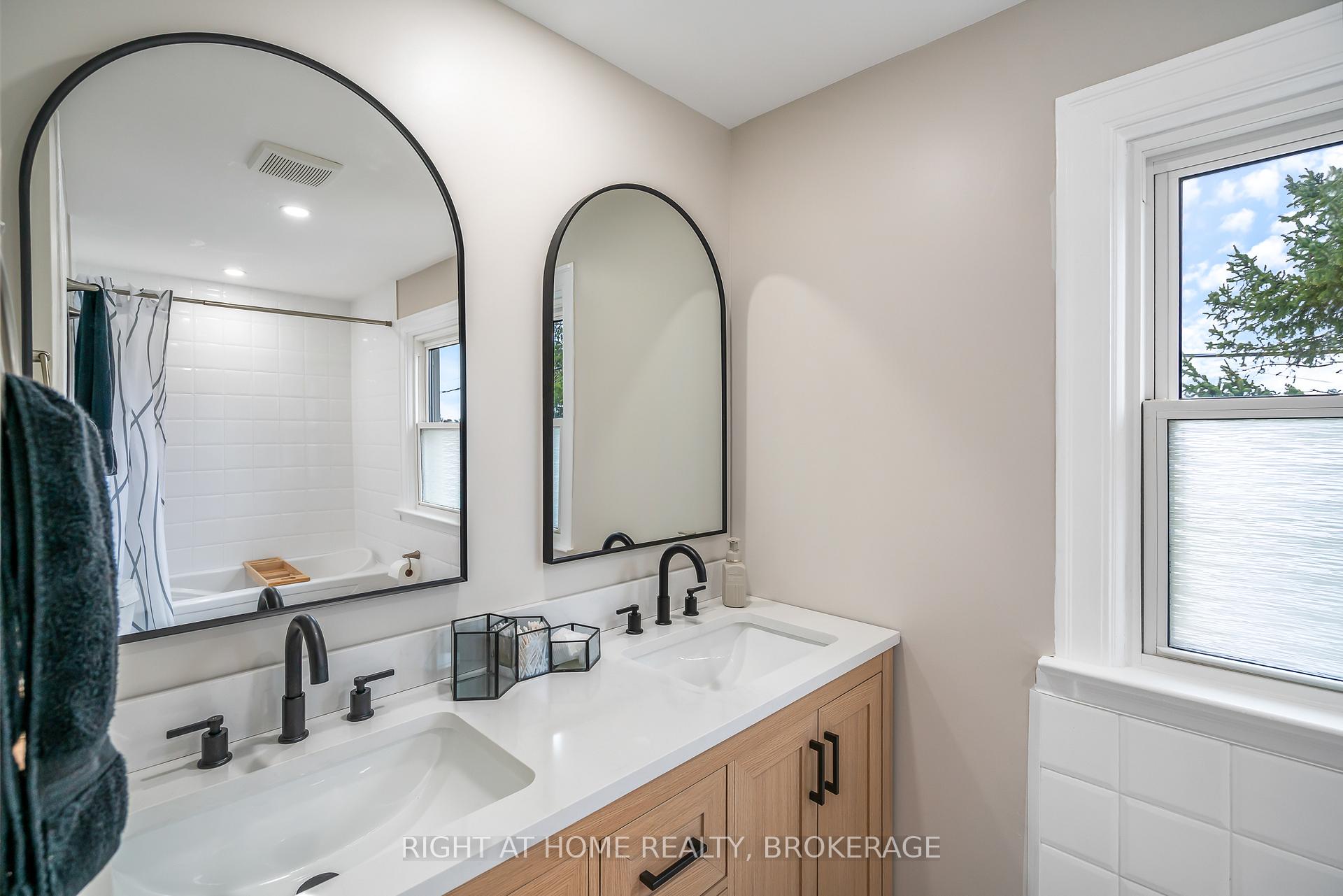 Photo 19 of 490 Geneva Street, St. Catharines, Vine/Linwell — HOMEH