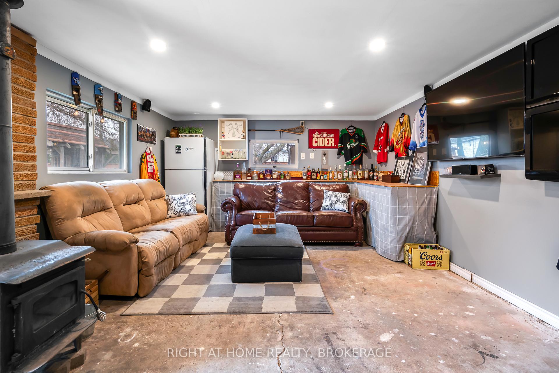Photo 30 of 490 Geneva Street, St. Catharines, Vine/Linwell — HOMEH